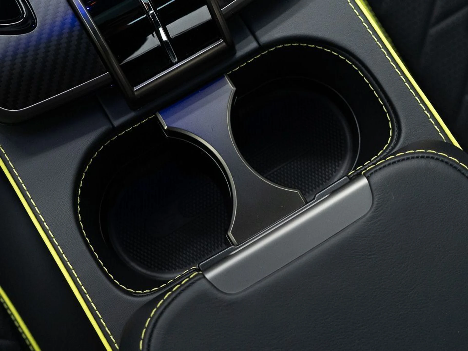 mph025_32726998_65027af7137d7190f10e1c1d0a915c0c_701b2b67a7