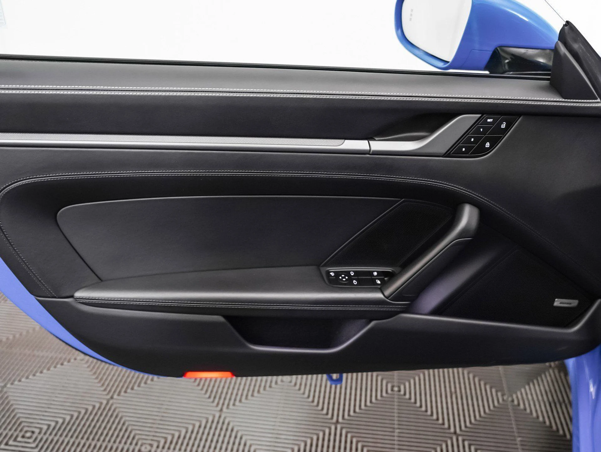 mph025_3273000693_f52534c1c592f791d24a0a08f3400b64_9417bfb9e2