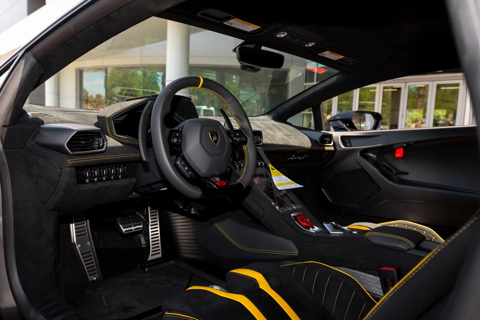 mph025_3274128998_Used_2024_Lamborghini_Huracan_STO_9617c86626