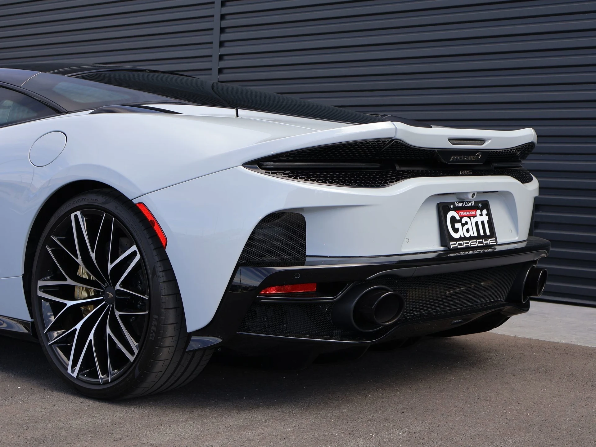 mph025_327477206_cfd76903ea78fc438f02bbbf82bcd728_bdbdb72e05