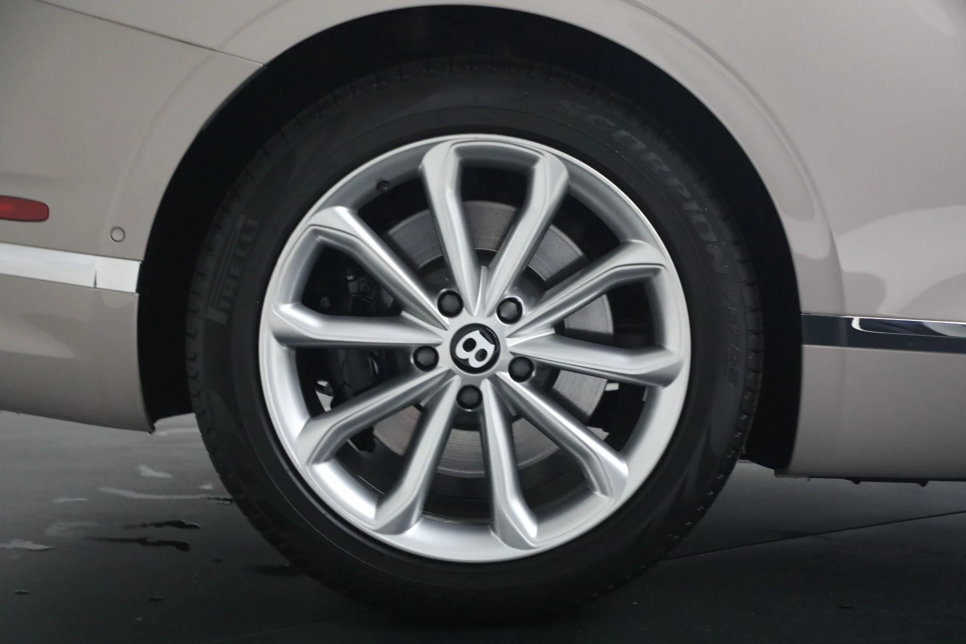 mph025_3291443623_Used_2020_Bentley_Continental_GTC_V8_1776967967_35616911ce