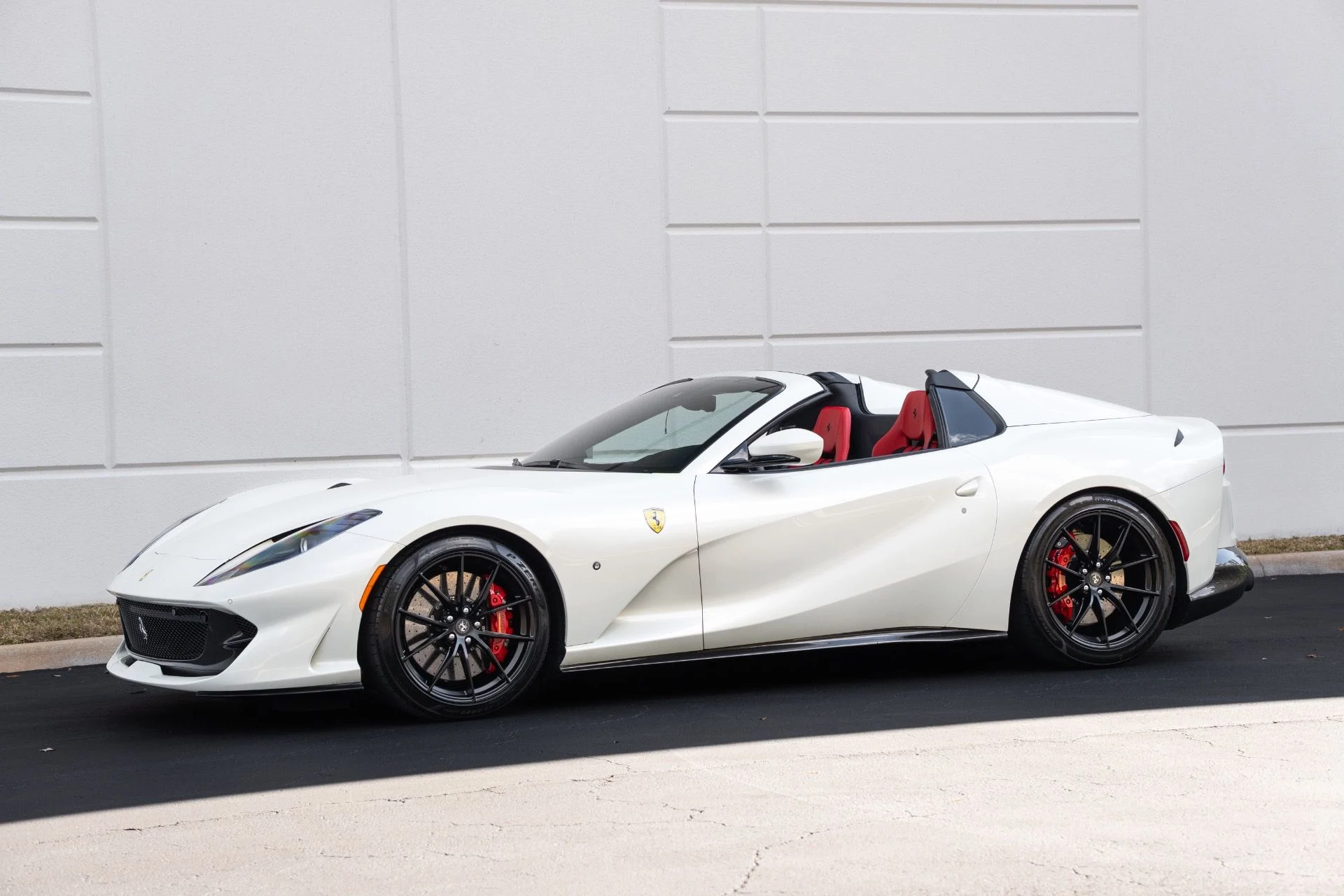 mph025_329581974_Used_2021_Ferrari_812_GTS_1770760683_dd079c9df4