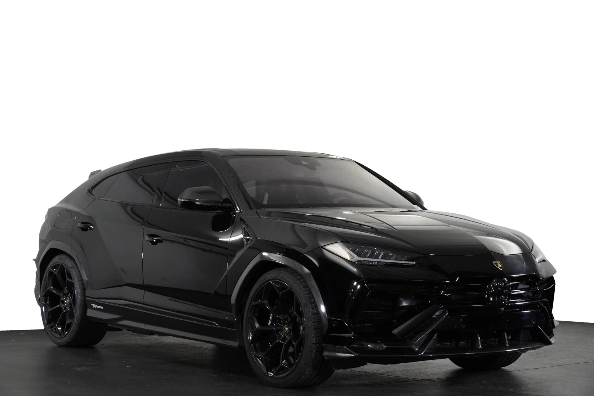 mph025_3299160606_Used_2023_Lamborghini_Urus_Performante_1765384929_0059118380