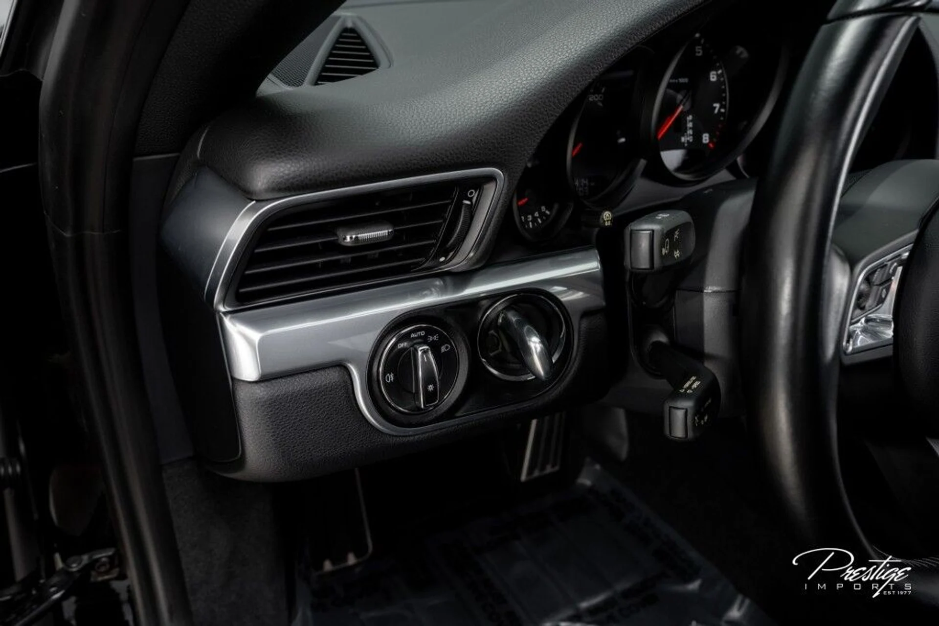 mph025_3301885046_55a080741cce5772c27993765e0aea60_1c02179701