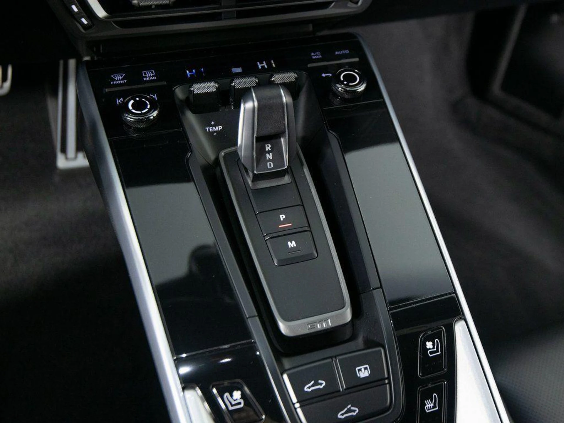 mph025_3316020846_qzox_AH_aa_La995rlku_Ji_M_z_TU_Eo_96980385c3