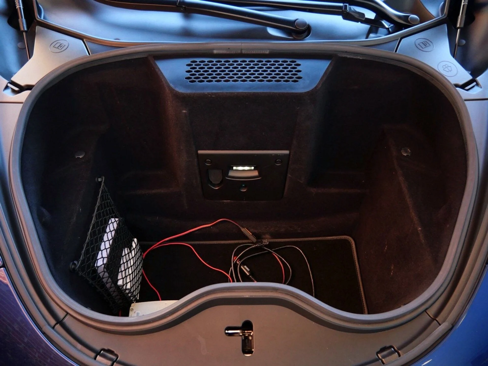 mph025_3316396431_d29d7b6e21c84c77c298829145226d85x_a40802eb56