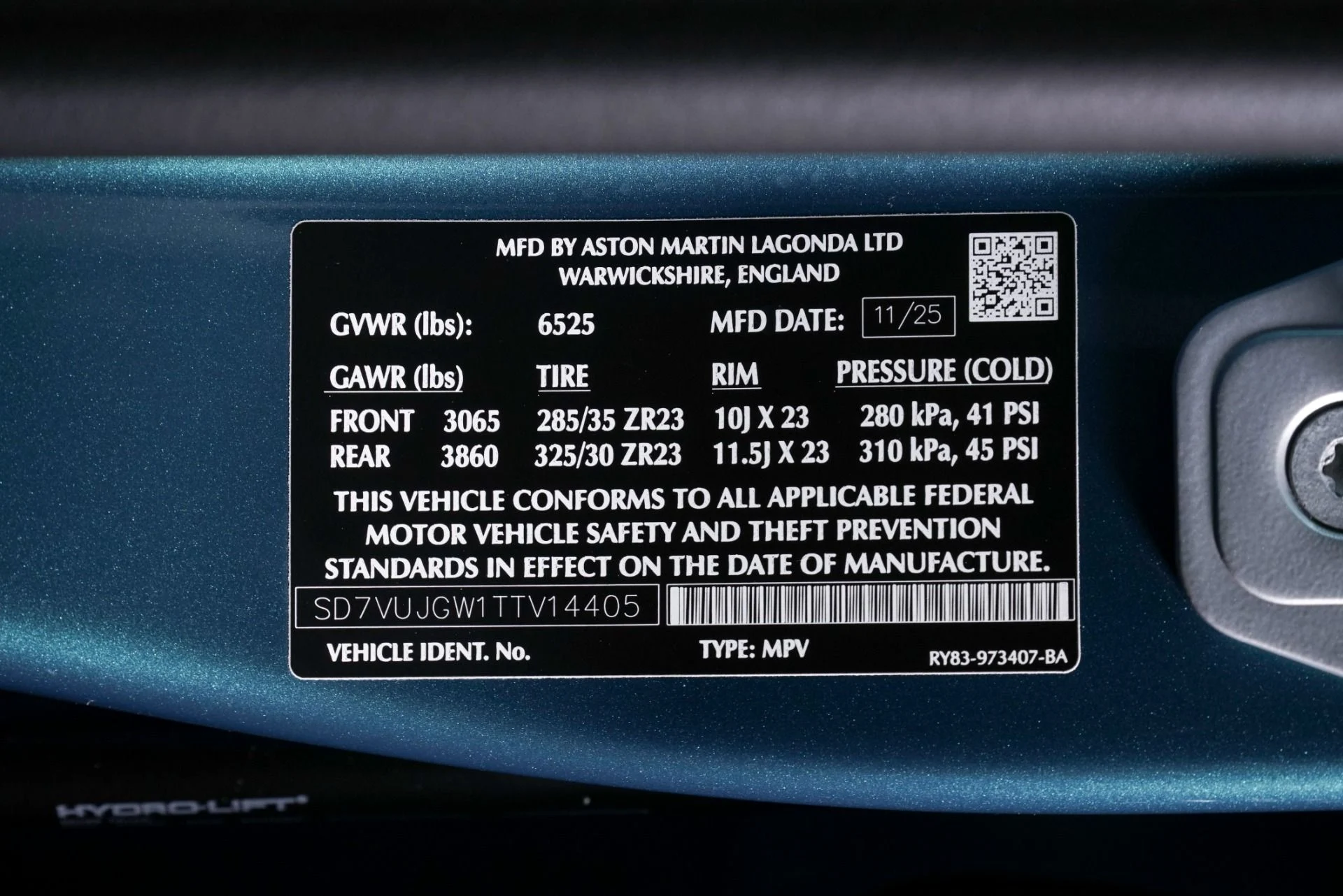mph025_332204899_New_2026_Aston_Martin_DBX_S_1768416197_036378dbed