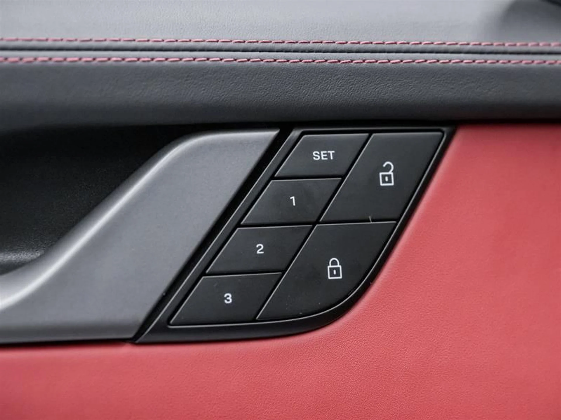 mph025_3322887169_11640000_1552972614_24f4383c70