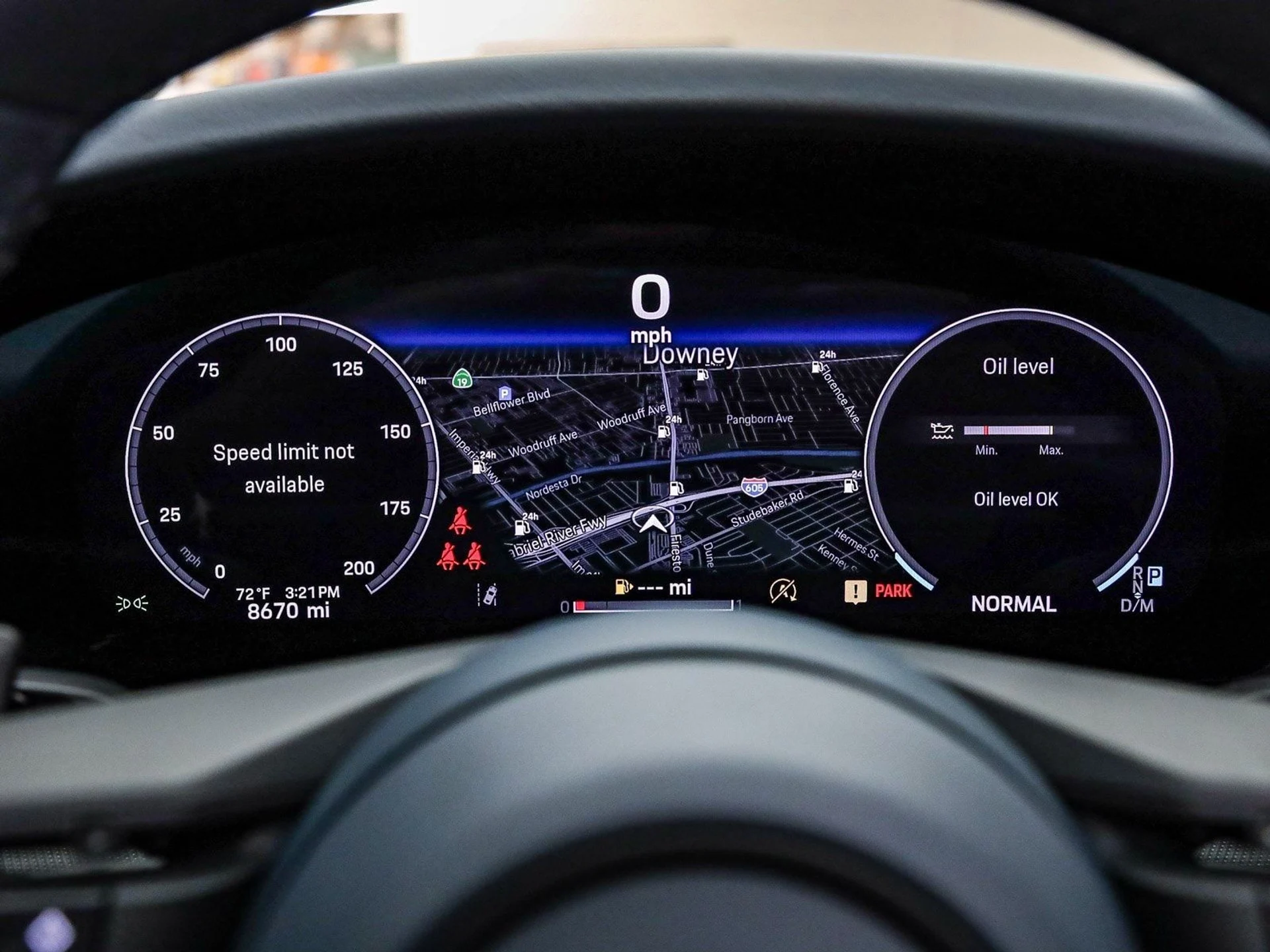 mph025_3327843627_6173afe2727efbe41bd9ccbc77abbbb4x_edcb72a2cc