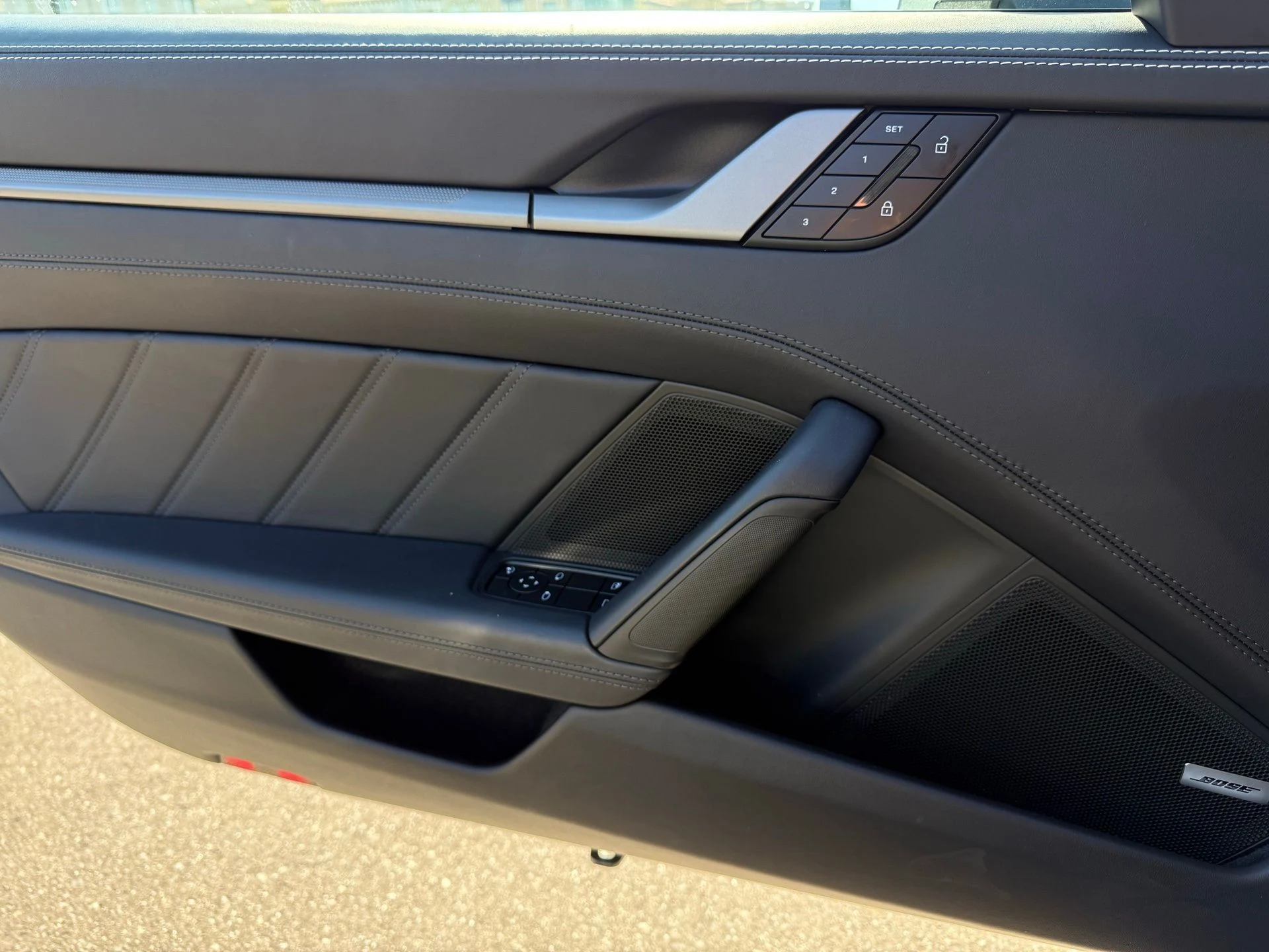 mph025_3329602474_1c5178ec014374446ac2b55513ca6caa_8353cb77e9