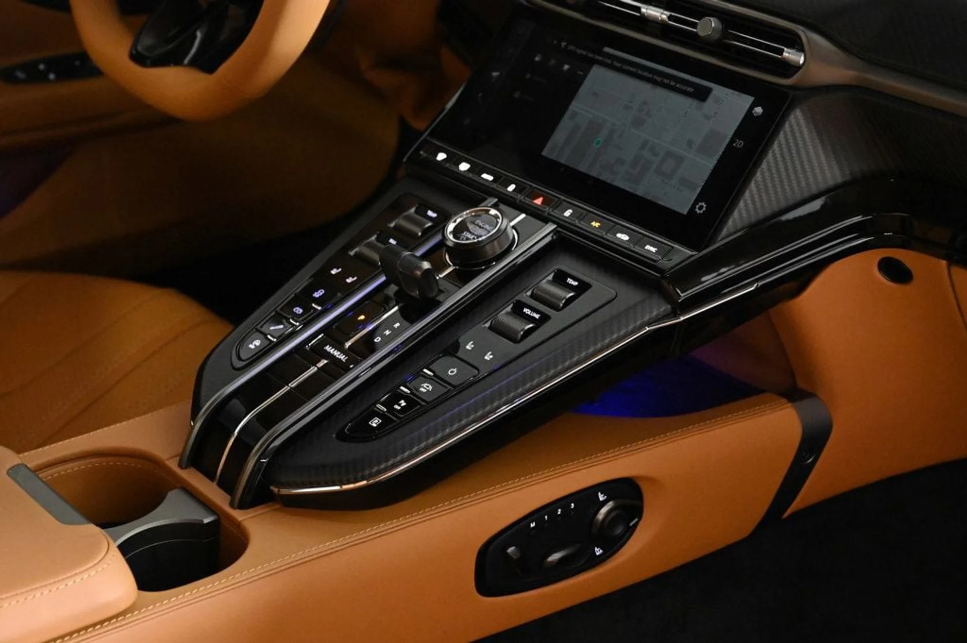 mph025_3345254147_new_2026_aston_martin_vantage_coupe_11350_22900896_25_1024_a23c6d7313