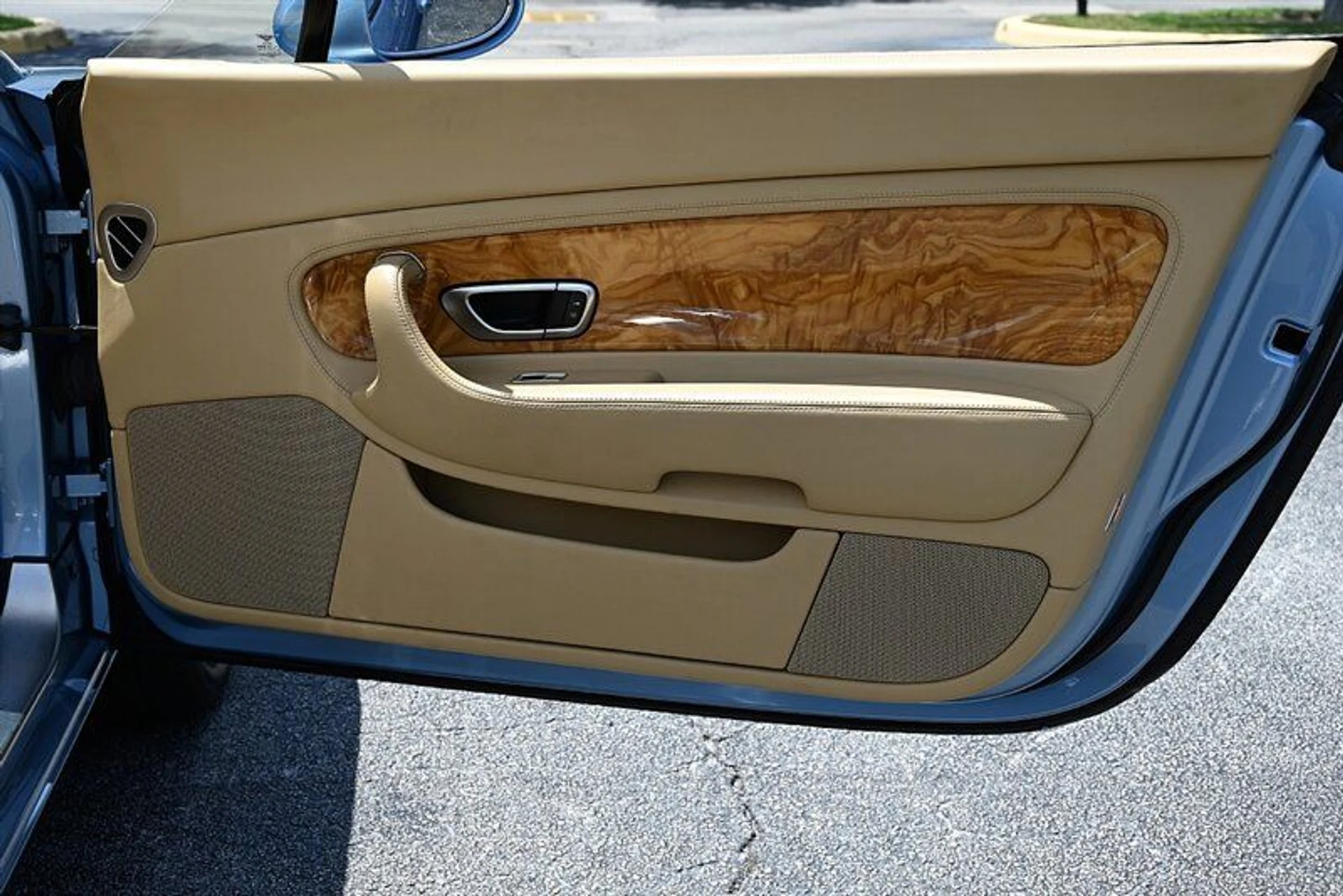 mph025_334729204_e4f41bec6b_800_35b7131752