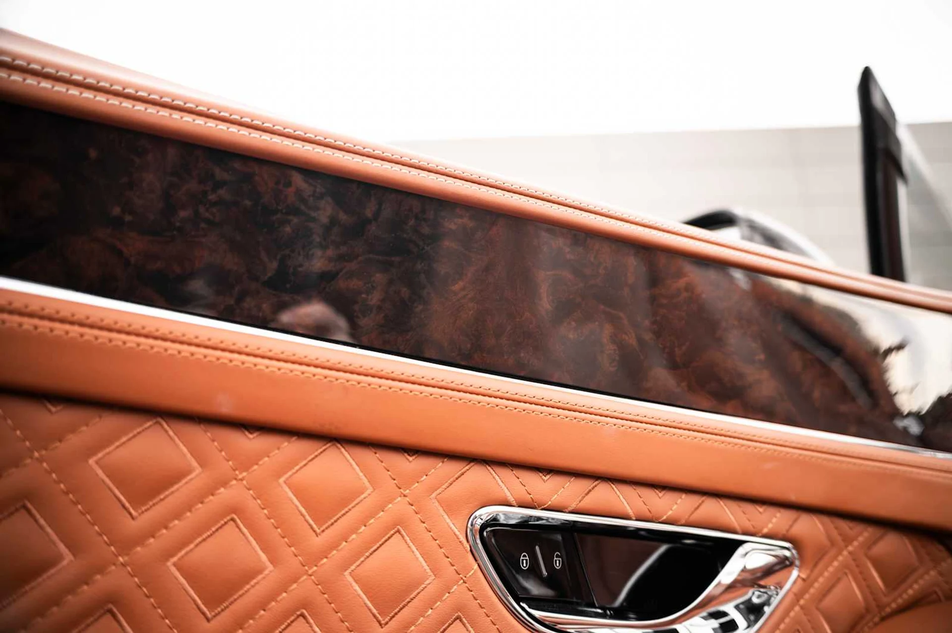 mph025_3352556947_bb6de08e5a05c277b8d492c6f42d78cax_a12ef61e44