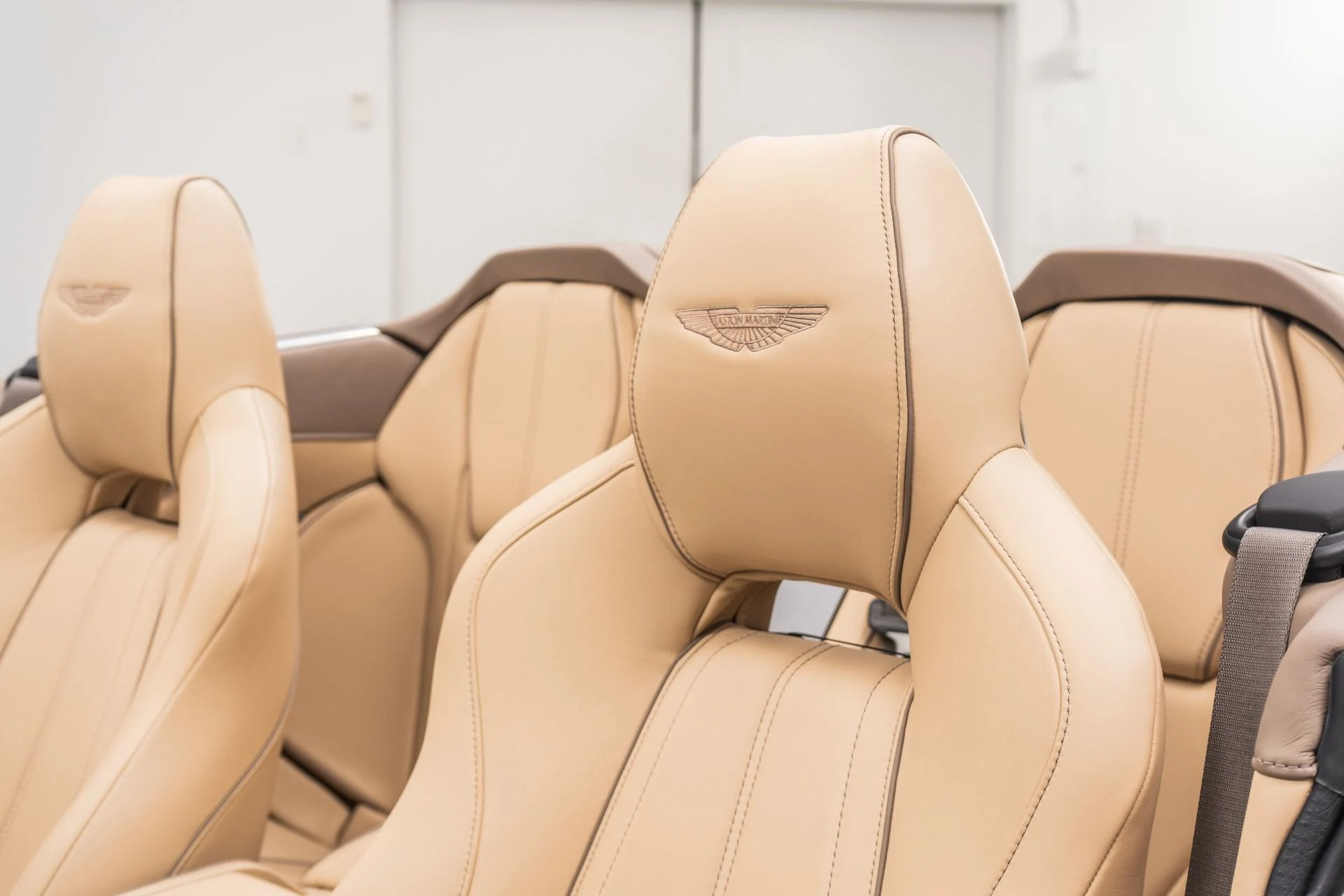 mph025_3363587617_Used_2014_Aston_Martin_DB_9_Volante_Very_Low_Miles_Pearlescent_Paint_V12_Power_1773670824_a96f70d716