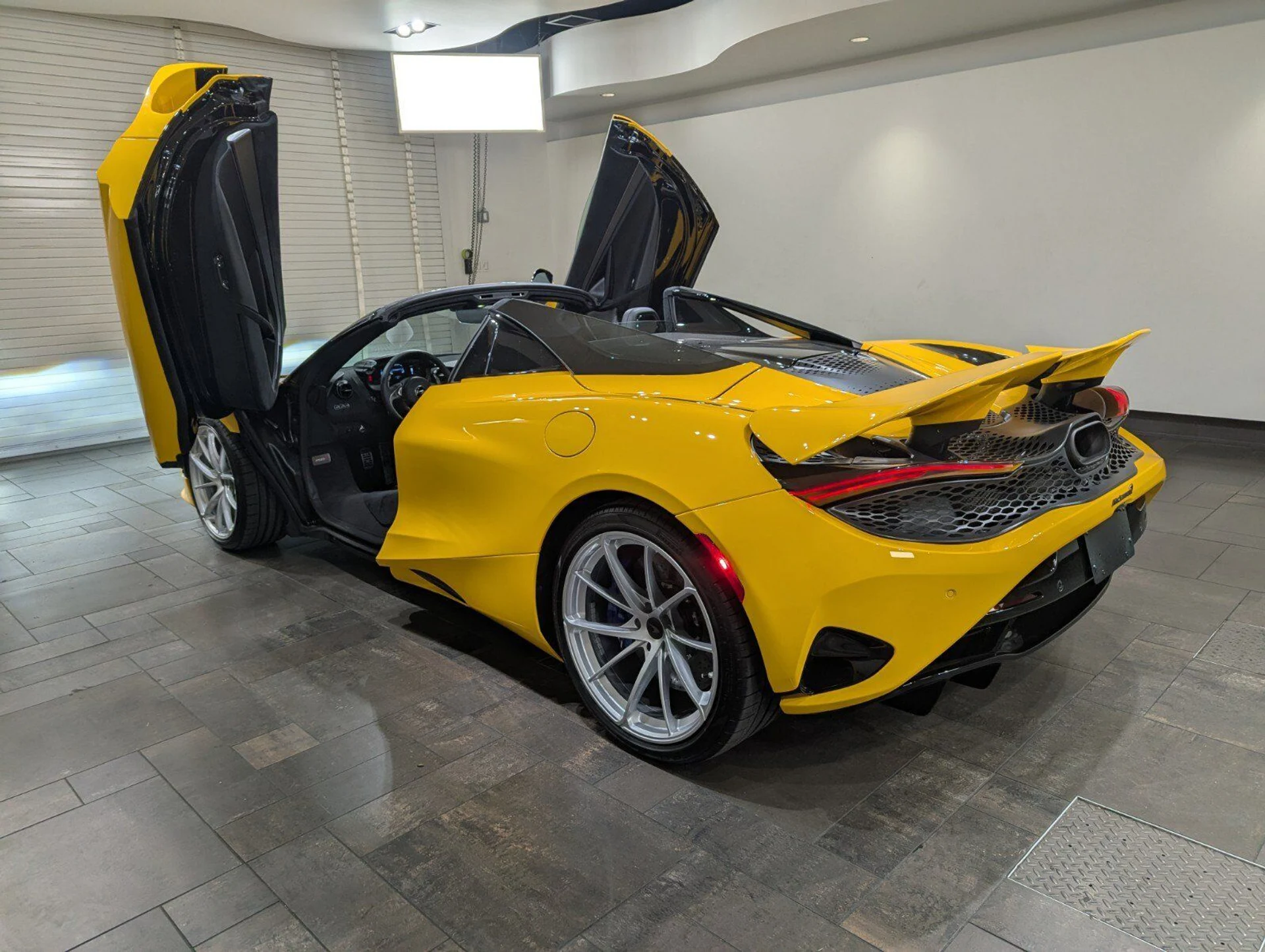 mph025_3364837937_b61accbf3bbb544dea0354e130a21ac5_53f56a18d7