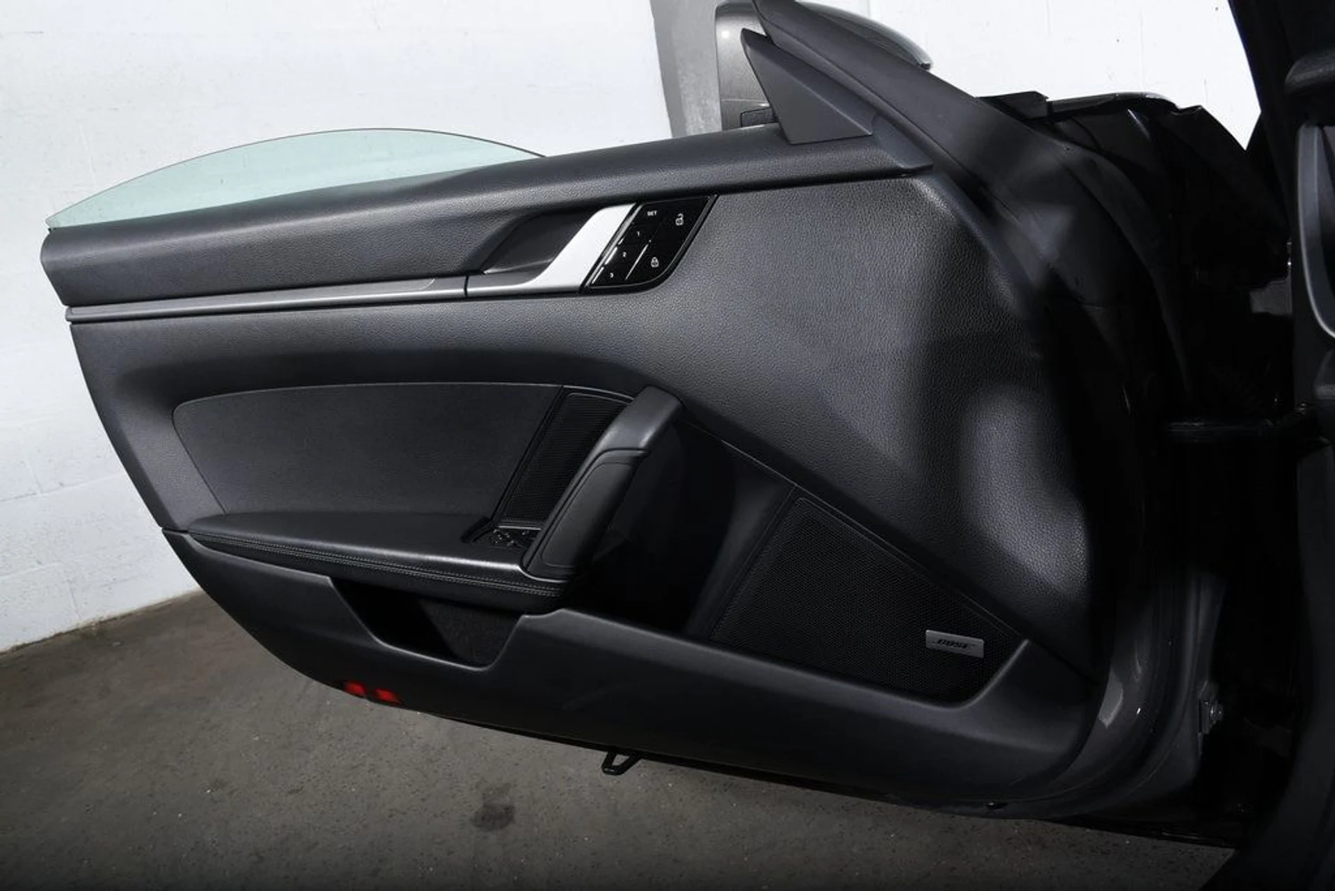 mph025_3379049987_3e7fcf44cf877ef20f701aa8a2c95613x_53a5e2fd46