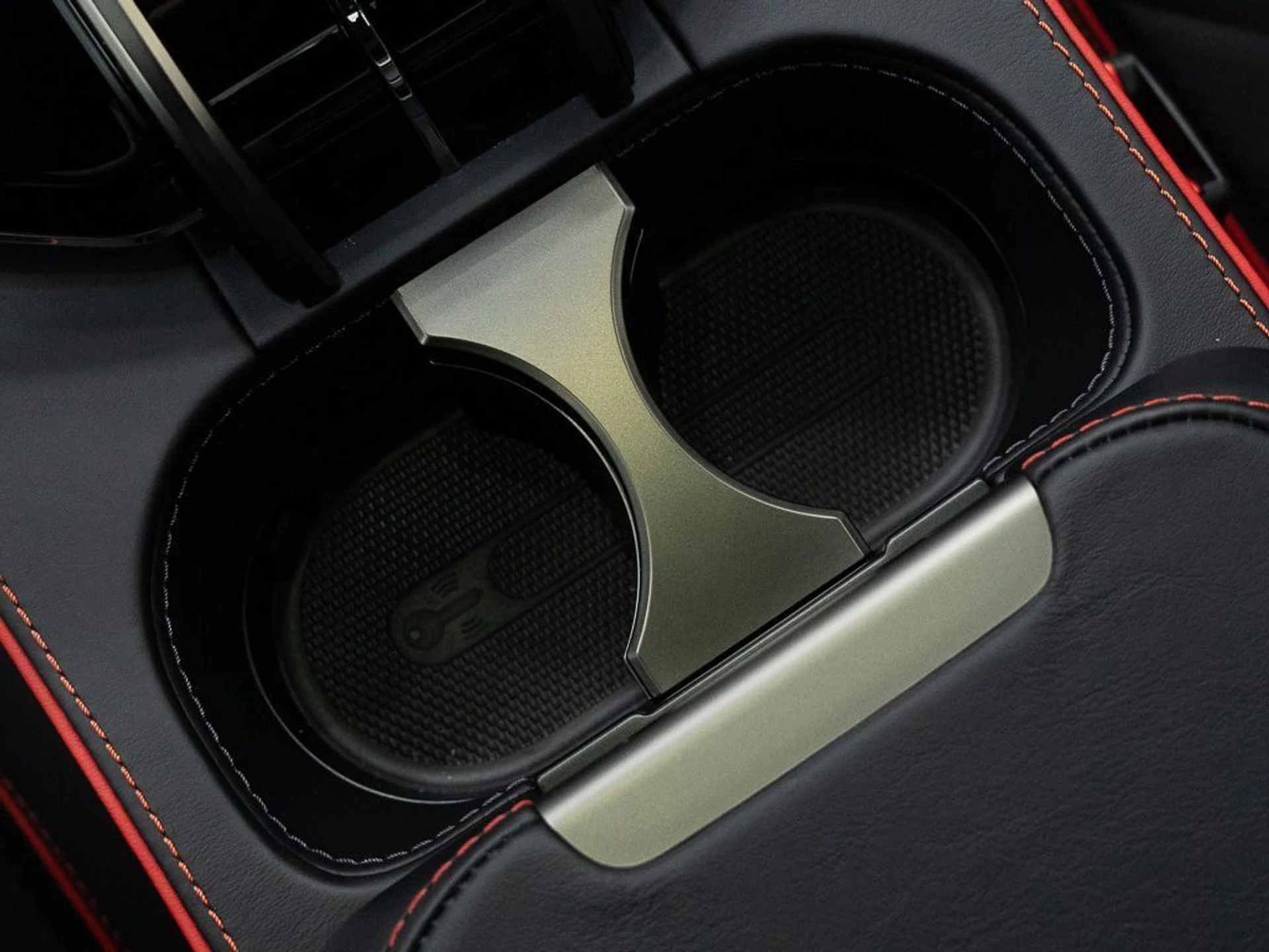 mph025_3384749482_eee197bb1438e391a6145e89c100899f_5c6b9ee761