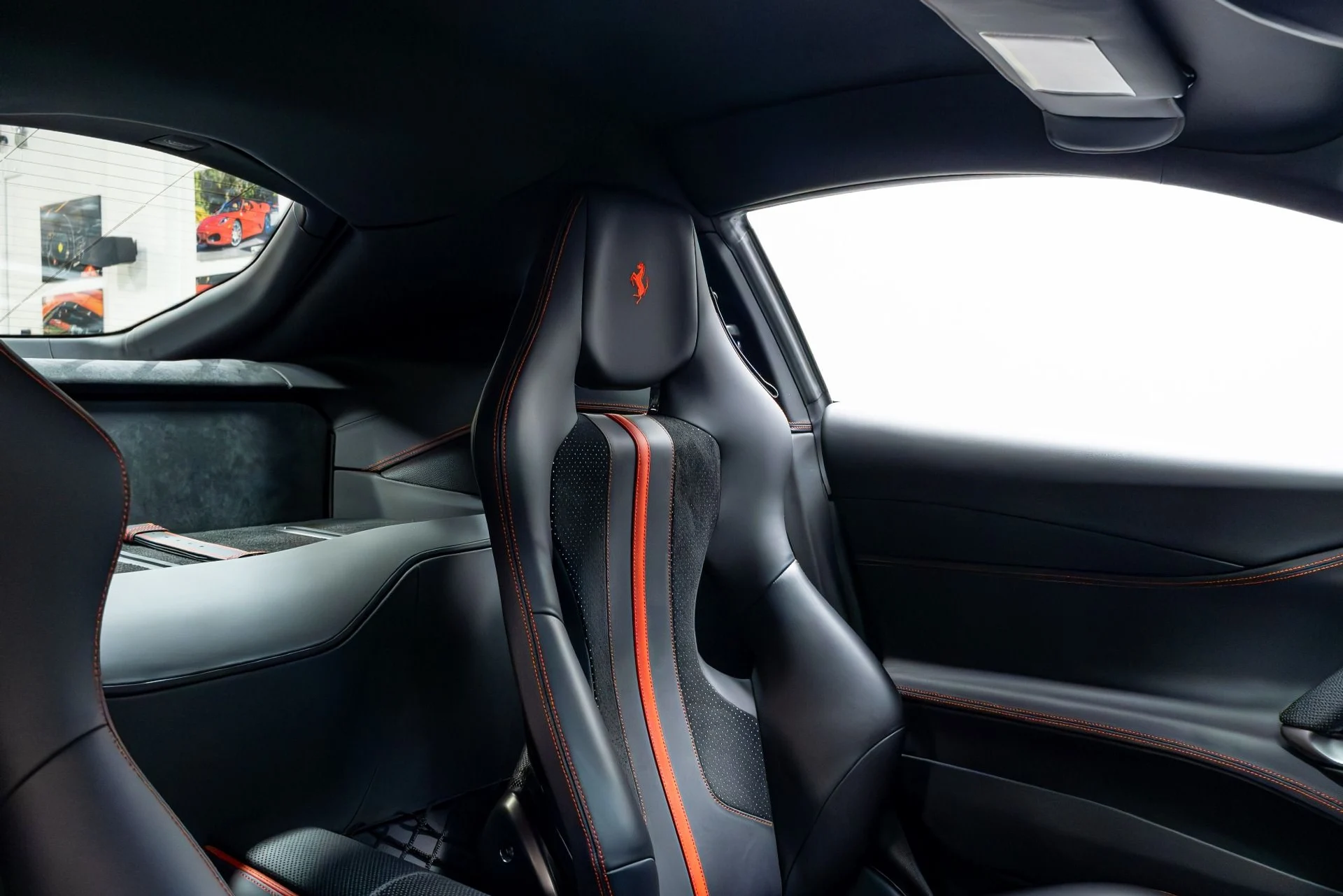 mph025_3388696098_Used_2018_Ferrari_812_Superfast_1777416678_ae451589e6