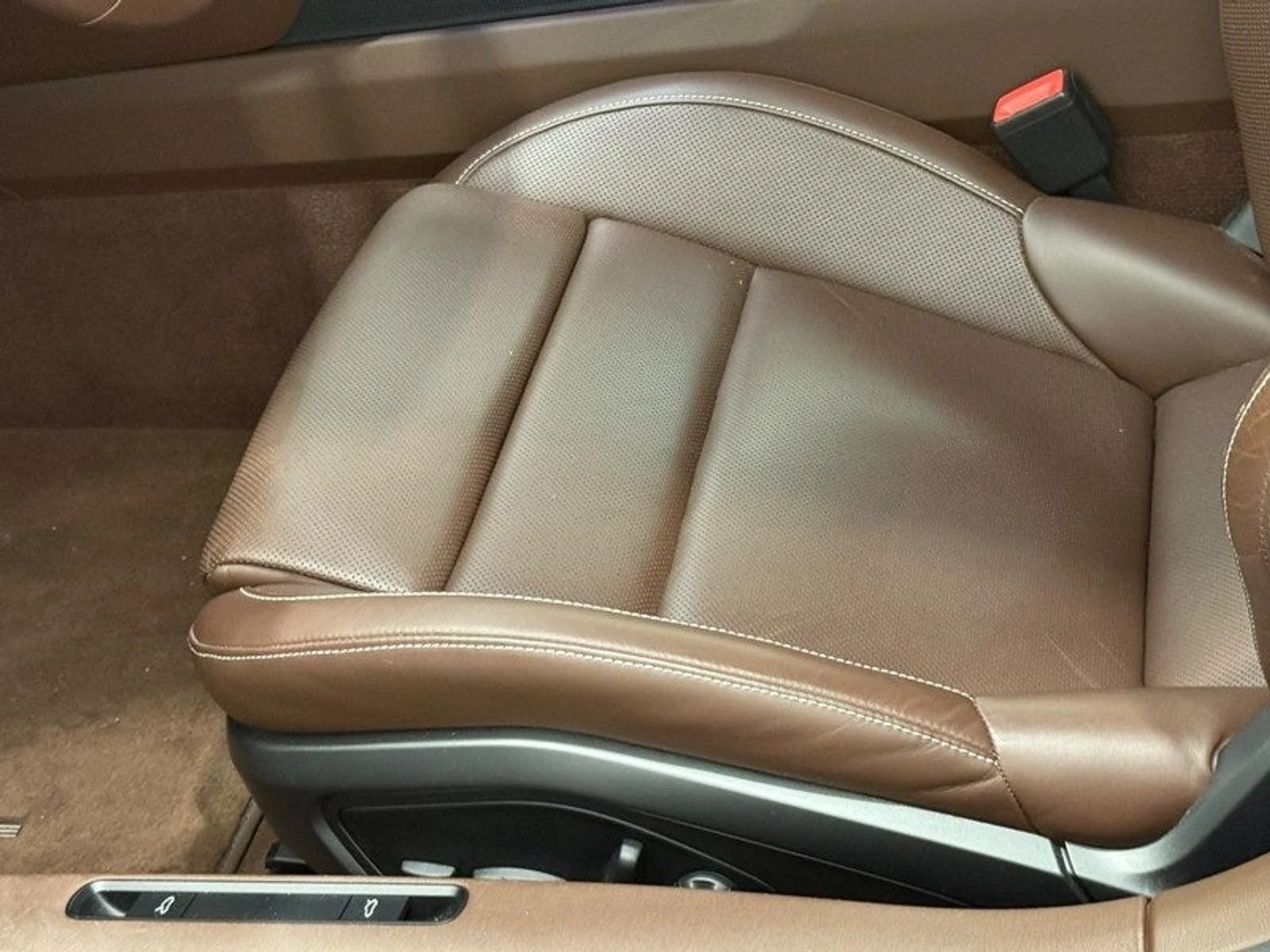 mph025_3390526843_26_49b0bd8243