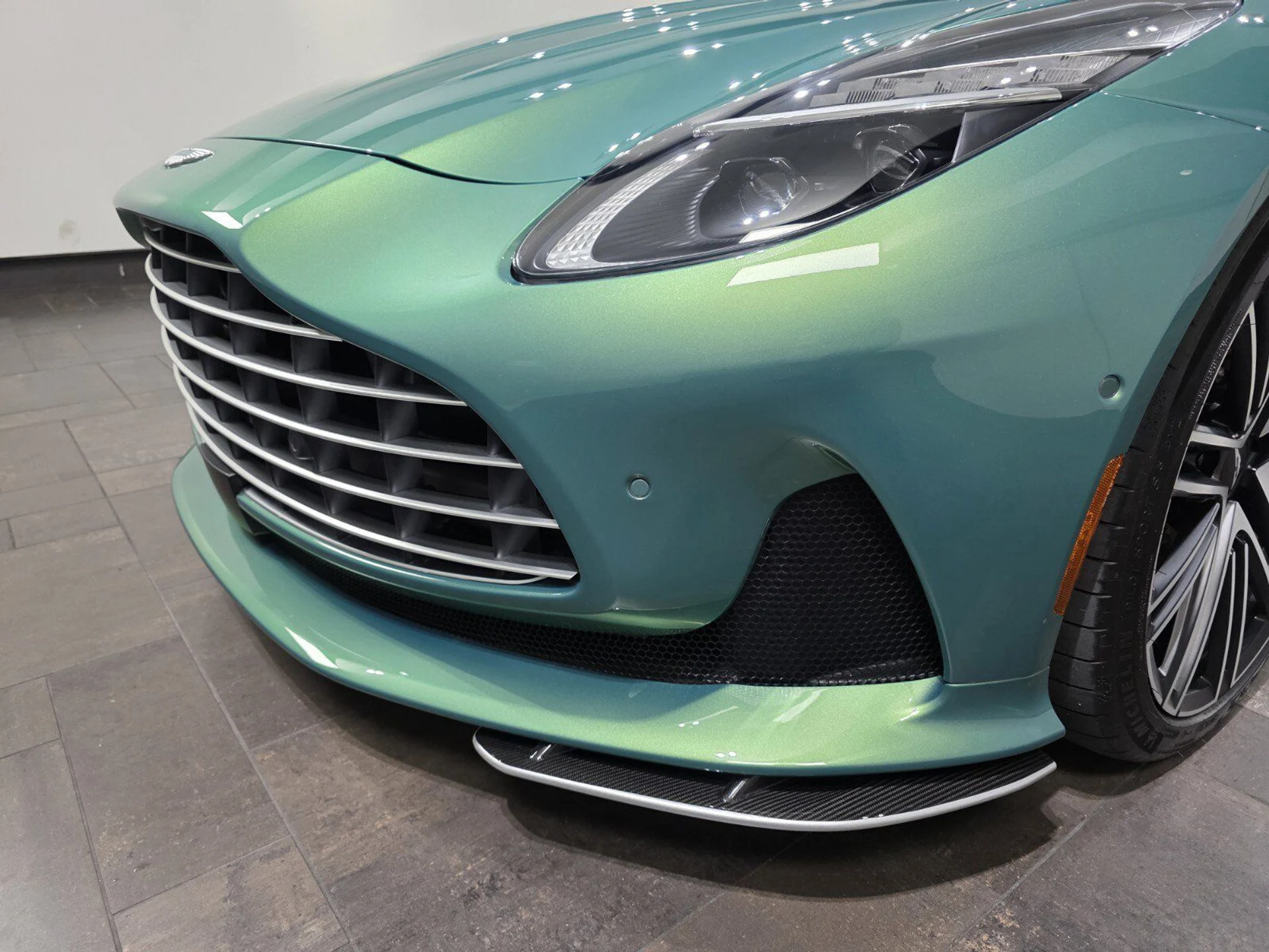 mph025_3395053401_f32f988ce2df75f9b99e5cfbca0576b2_6630daa960