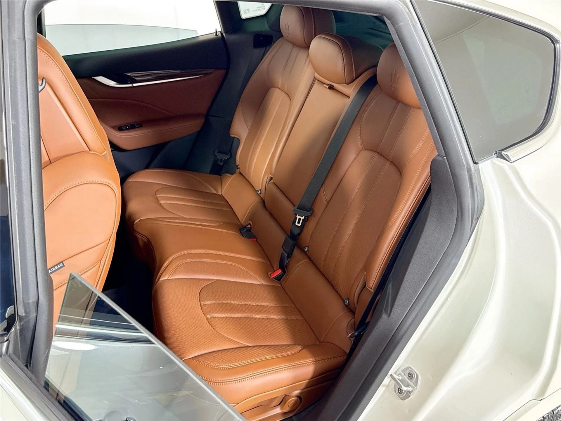 mph025_3396854153_4d2bbe3e0cd7d93e95a872797f0b028b_ffedfcd1f3