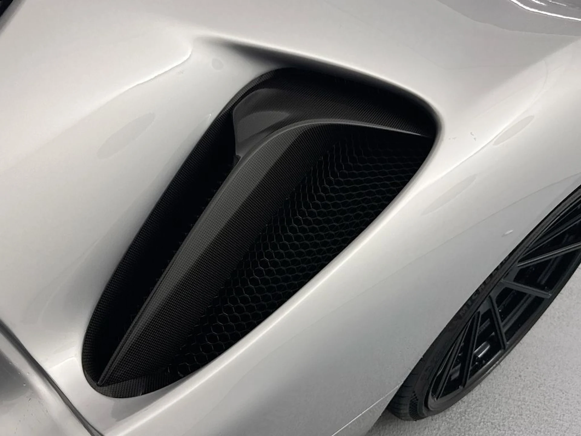 mph025_340516923_3419d2061b08372a74a944409b890460_c48a70d921