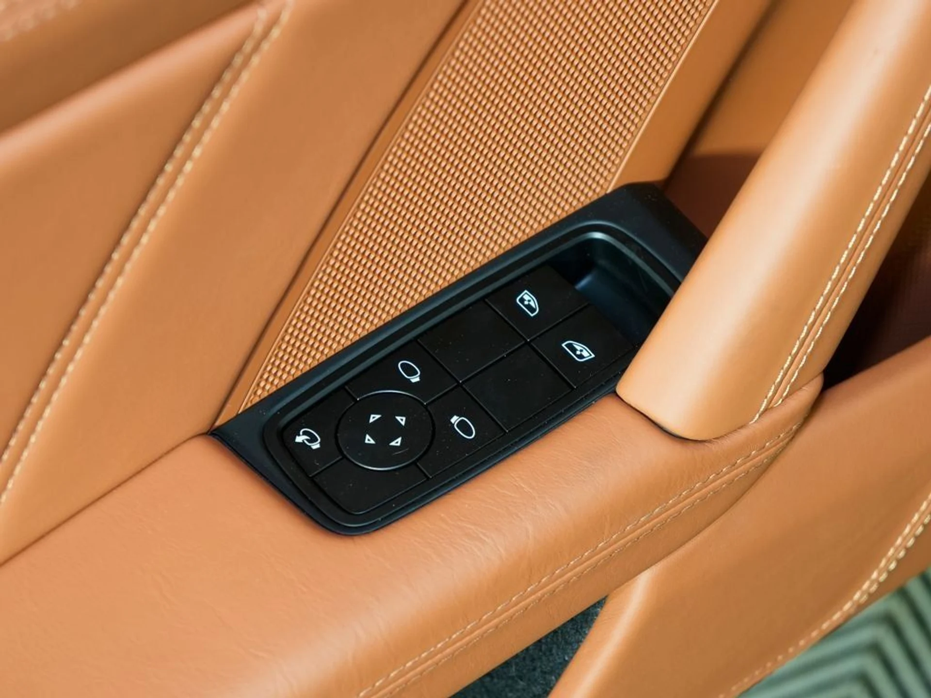 mph025_3405263697_26_4cb41063ae