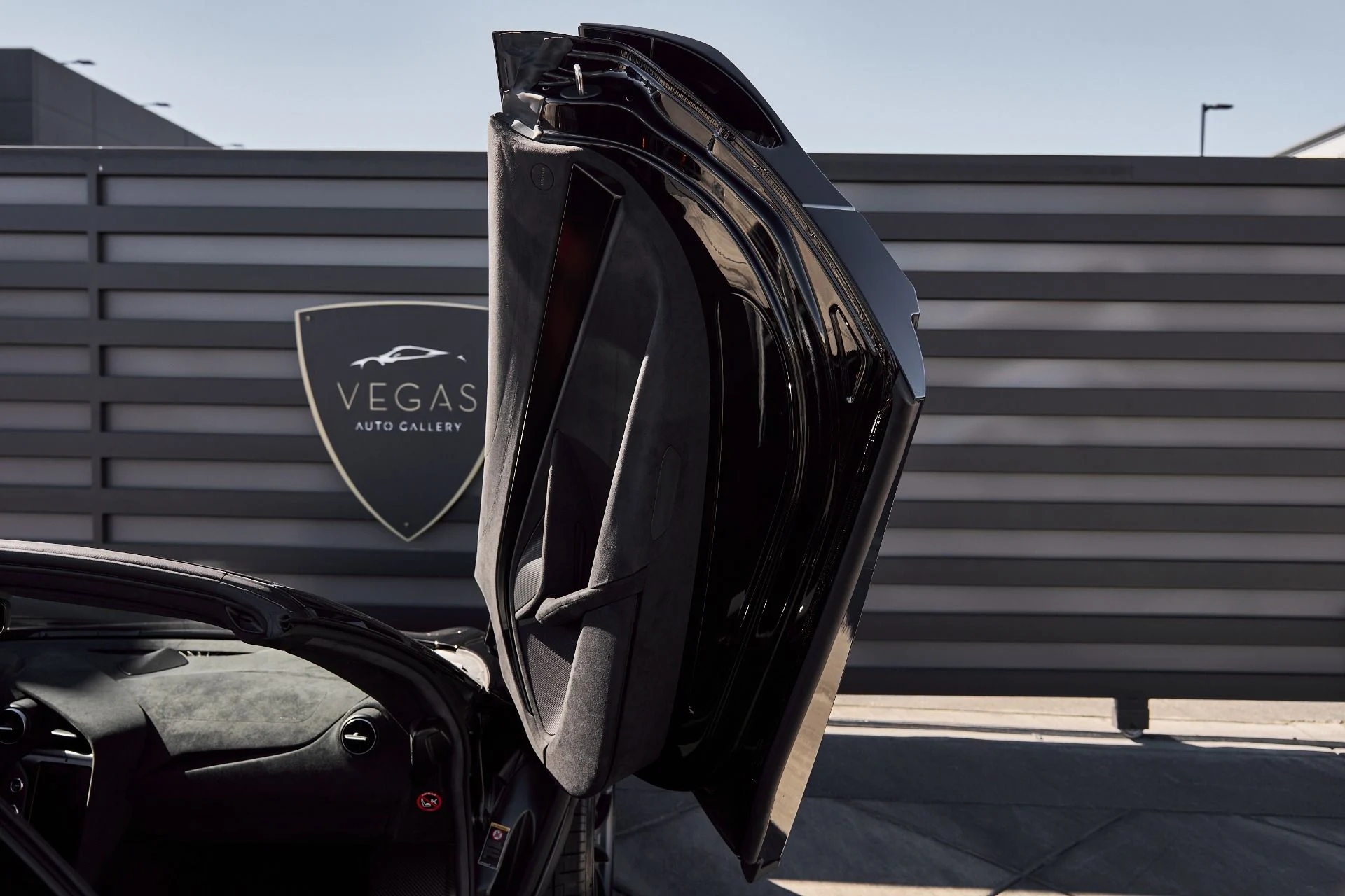 mph025_34161106_Used_2024_Mc_Laren_750_S_Spider_1762034322_a0ea6a32cf