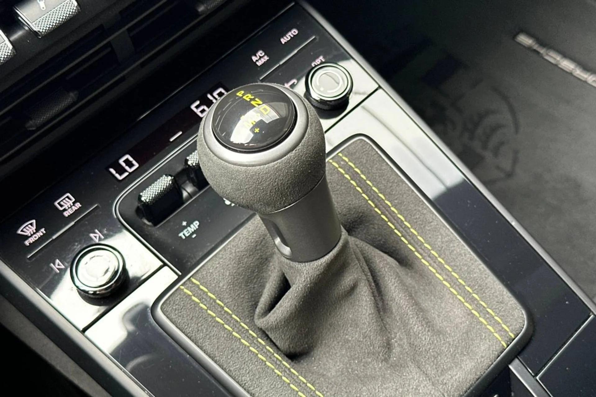 mph025_3416928157_1280_9ae07b7af6