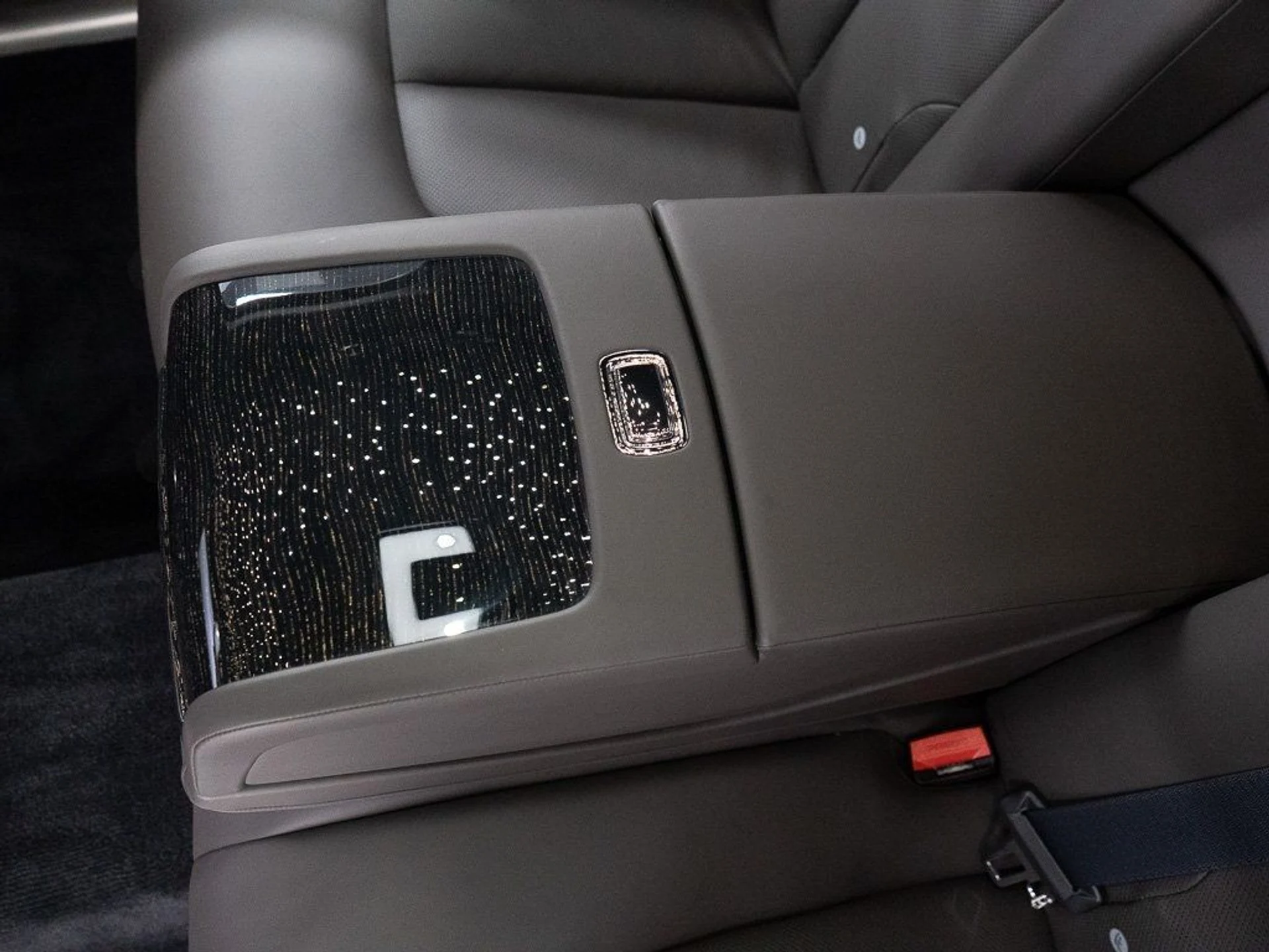 mph025_3417510571_b337db47d8dfc2220ba68542cf97012e_a45e4db38a