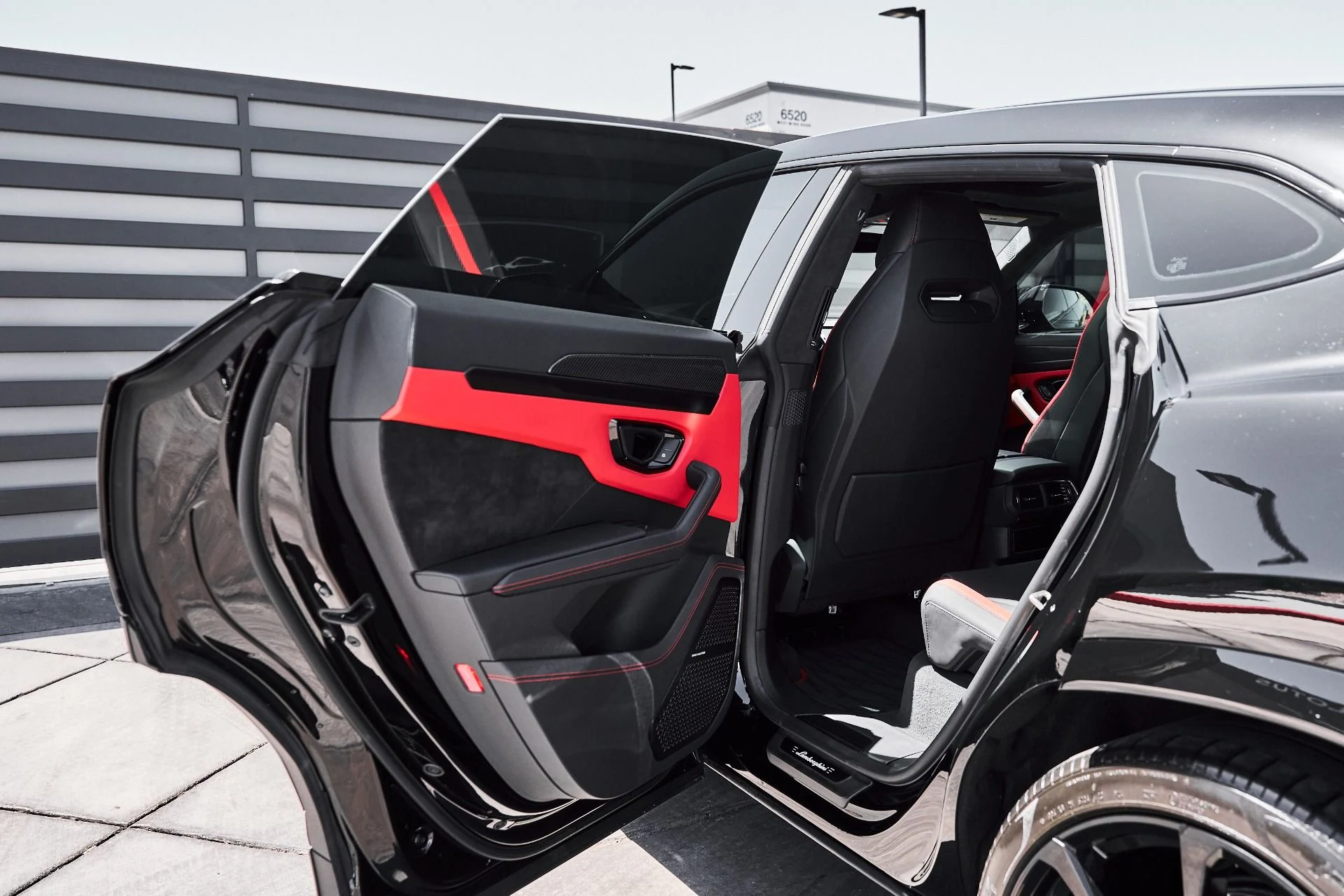 mph025_3429601209_Used_2023_Lamborghini_Urus_S_1781228790_1899df3ad8