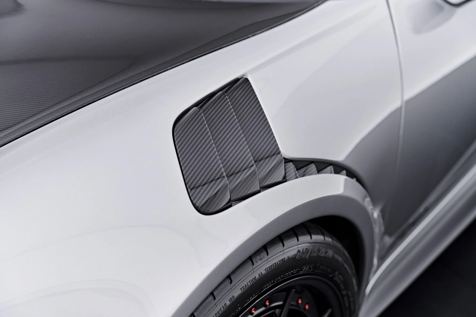 mph025_3432203041_Used_2019_Porsche_911_GT_2_RS_1788559192_23383aef7e