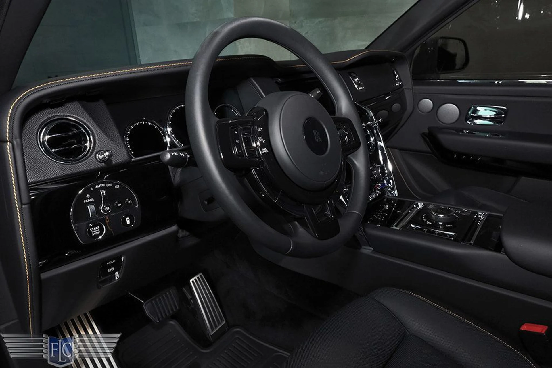 mph025_3433514576_used_2024_rolls_royce_cullinan_blackbadgesportutility_9689_22957854_26_1024_35cb2b6b51