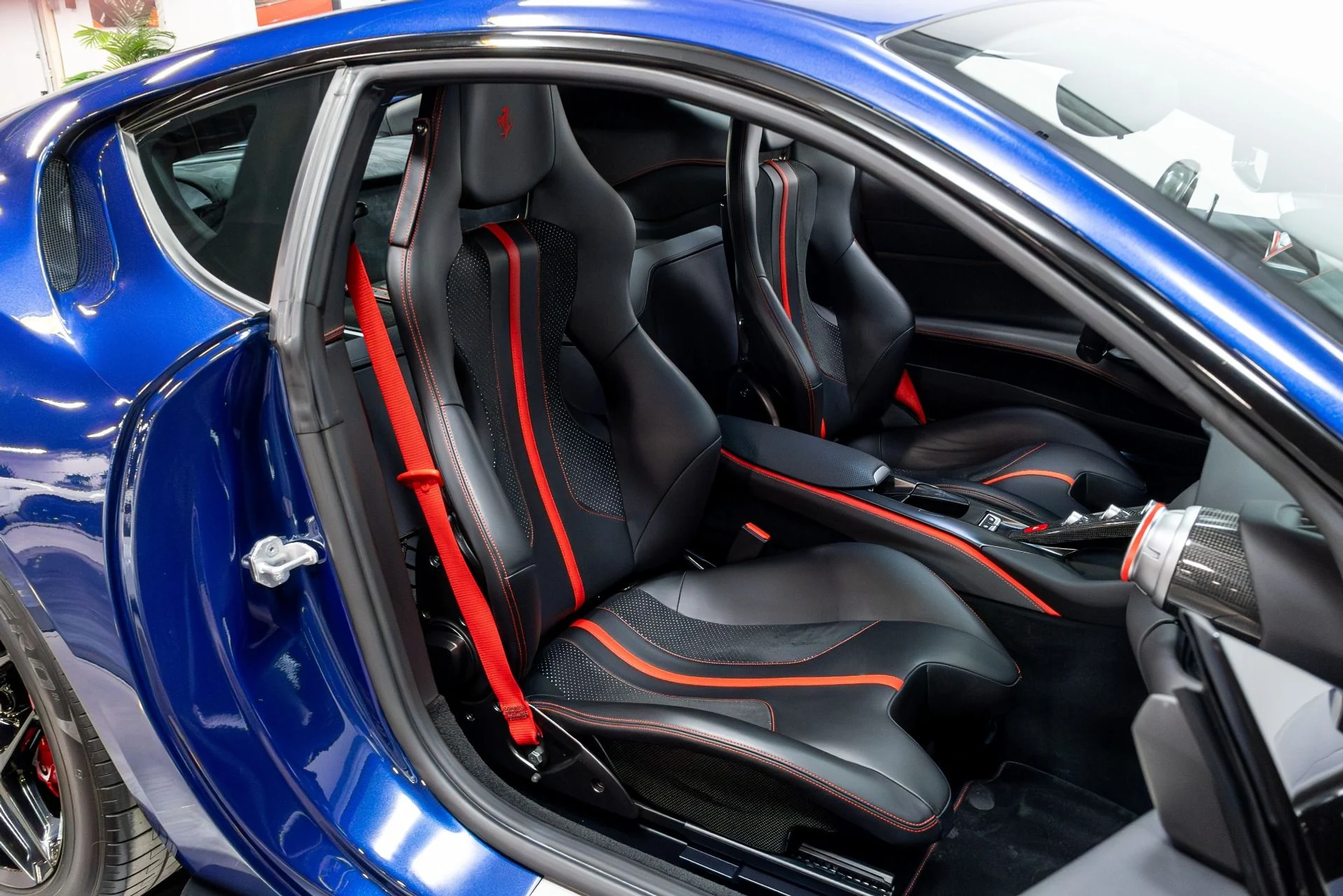 mph025_3435880094_Used_2019_Ferrari_812_Superfast_1774911934_ca6d0b9d95