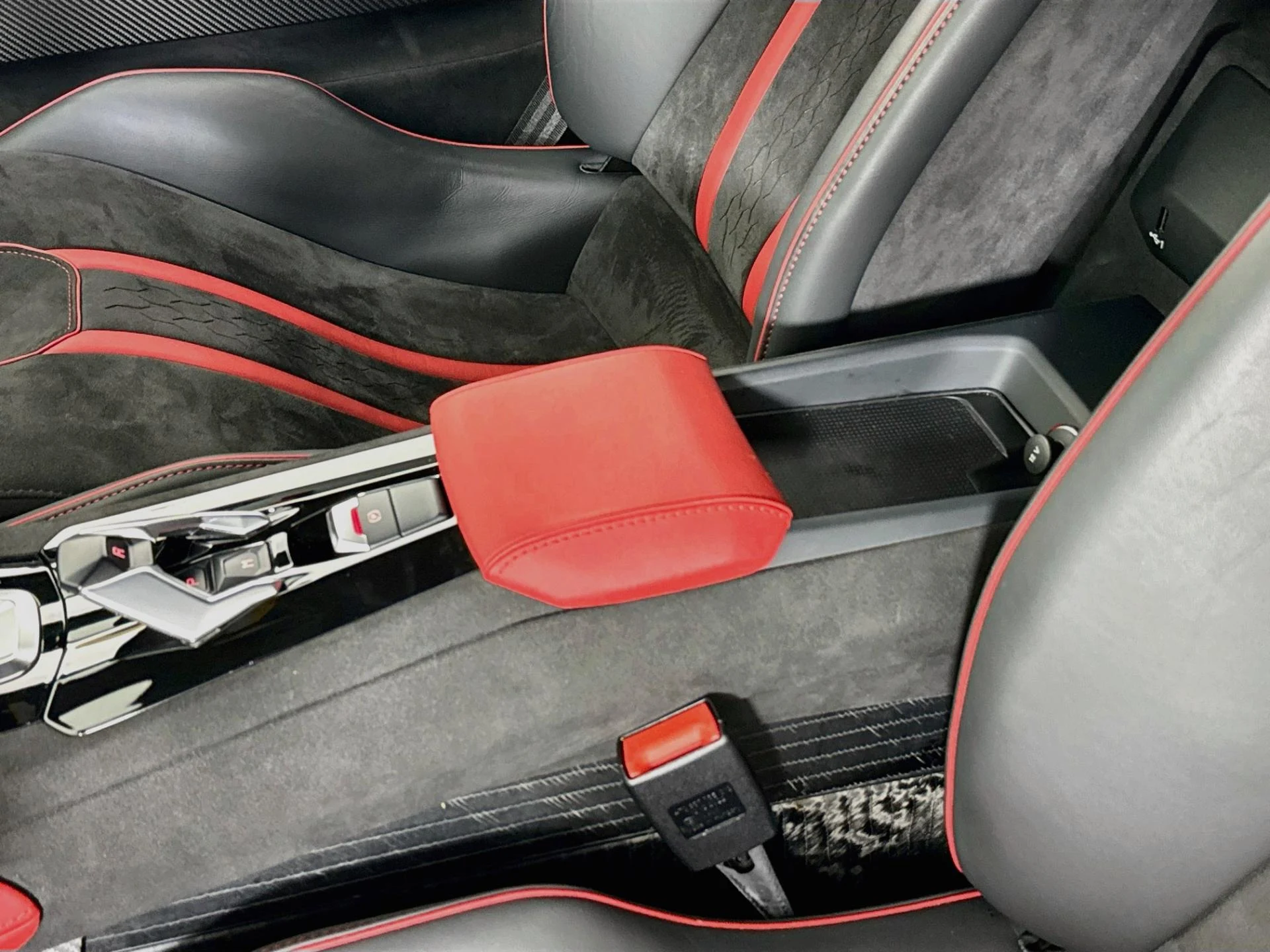 mph025_3445286115_Used_2023_Lamborghini_Huracan_Tecnica_1793401517_d244f09b08
