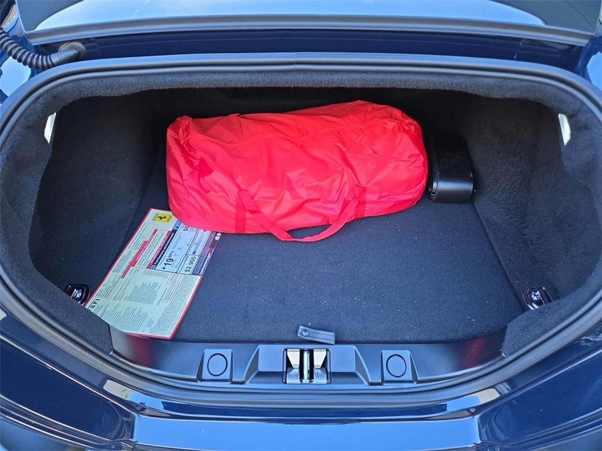 mph025_344589327_mob6_Avrb1r_Xl8c_P4f_R36a_Xxn8_SI_ba15126e76