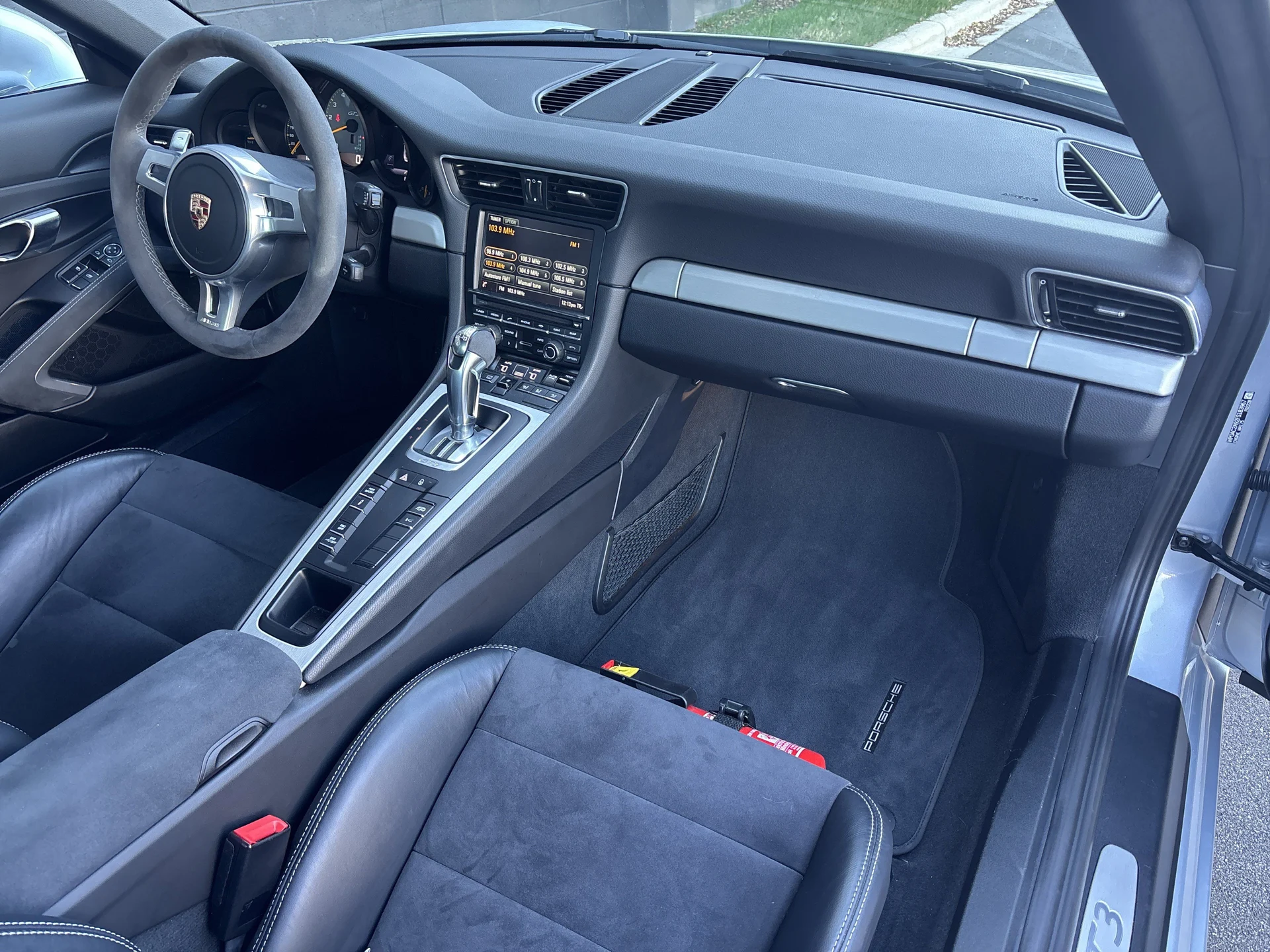 mph025_3446083567_80a55a7fc0e7476a9ae7f59a01e67bb8_9870217a90