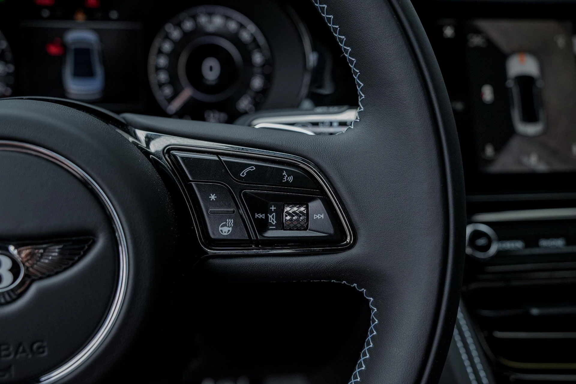 mph025_3458375199_Hi_Tech_Luxury_Imports_LLC_SCBBP_6_ZG_0_SC_023385_image_25_0449ce648e