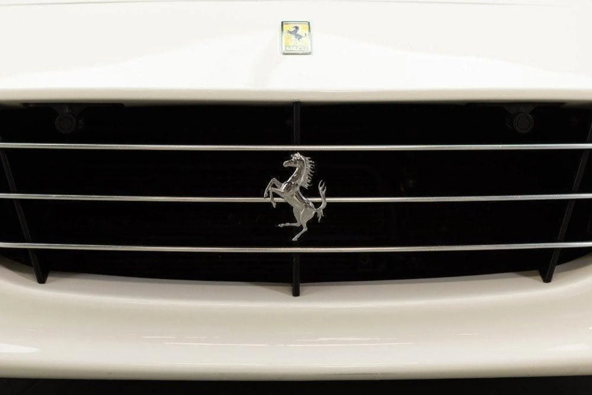 mph025_3464693144_Used_2016_Ferrari_California_T_1777368211_7a9268f7b0