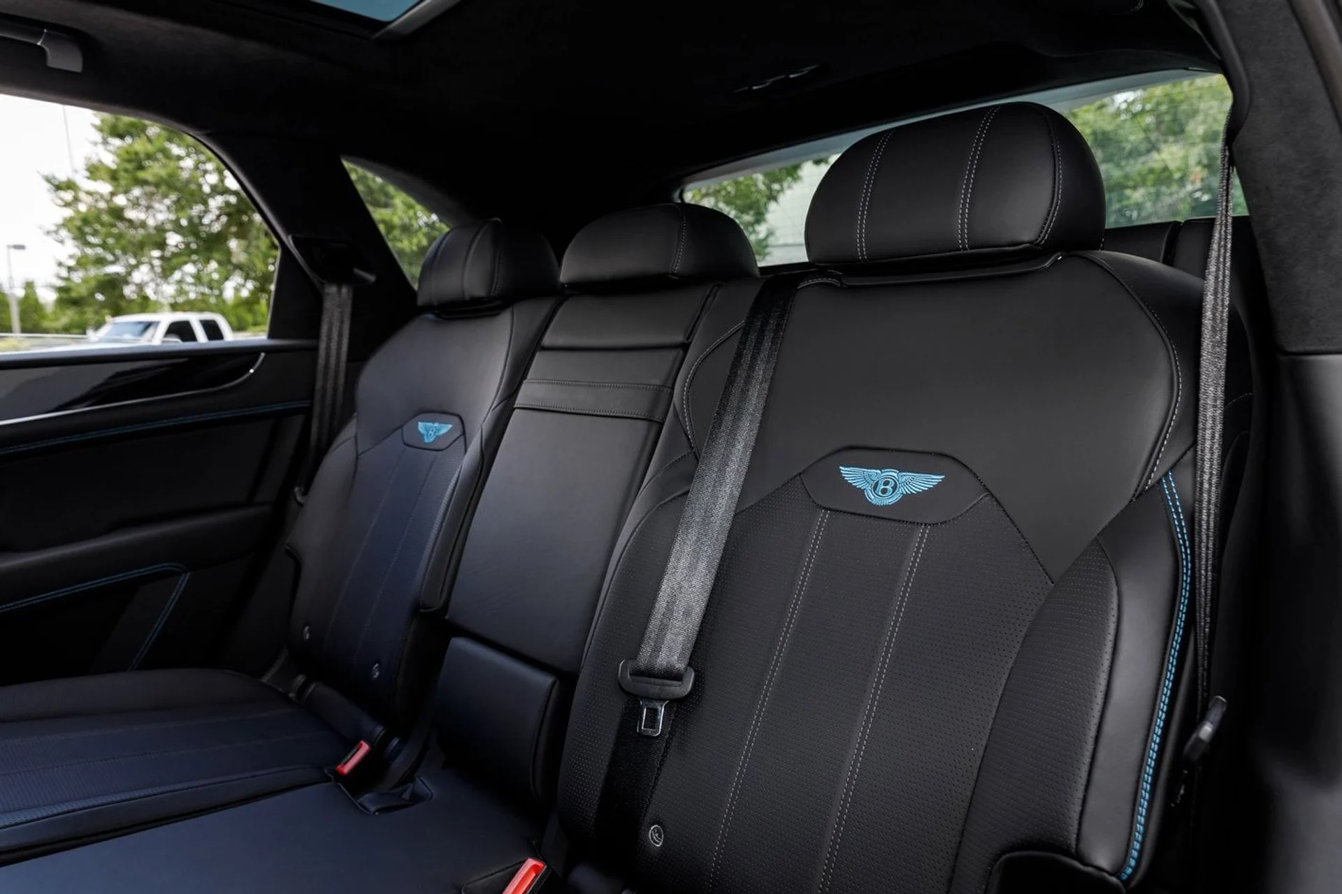 mph025_3466402768_206363c197c00395f94959ad0f7fe5c6x_bdcf7b2778