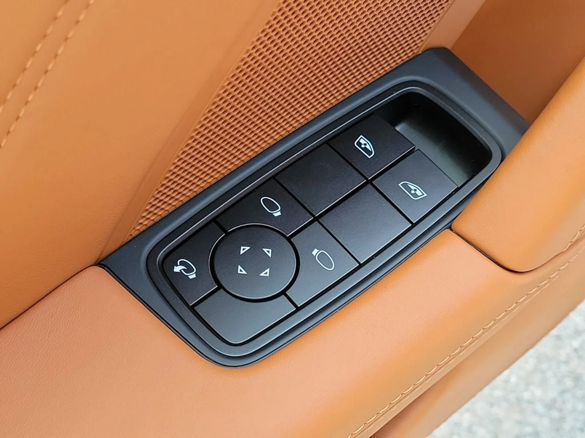 mph025_3468738826_26_3f0315ae28