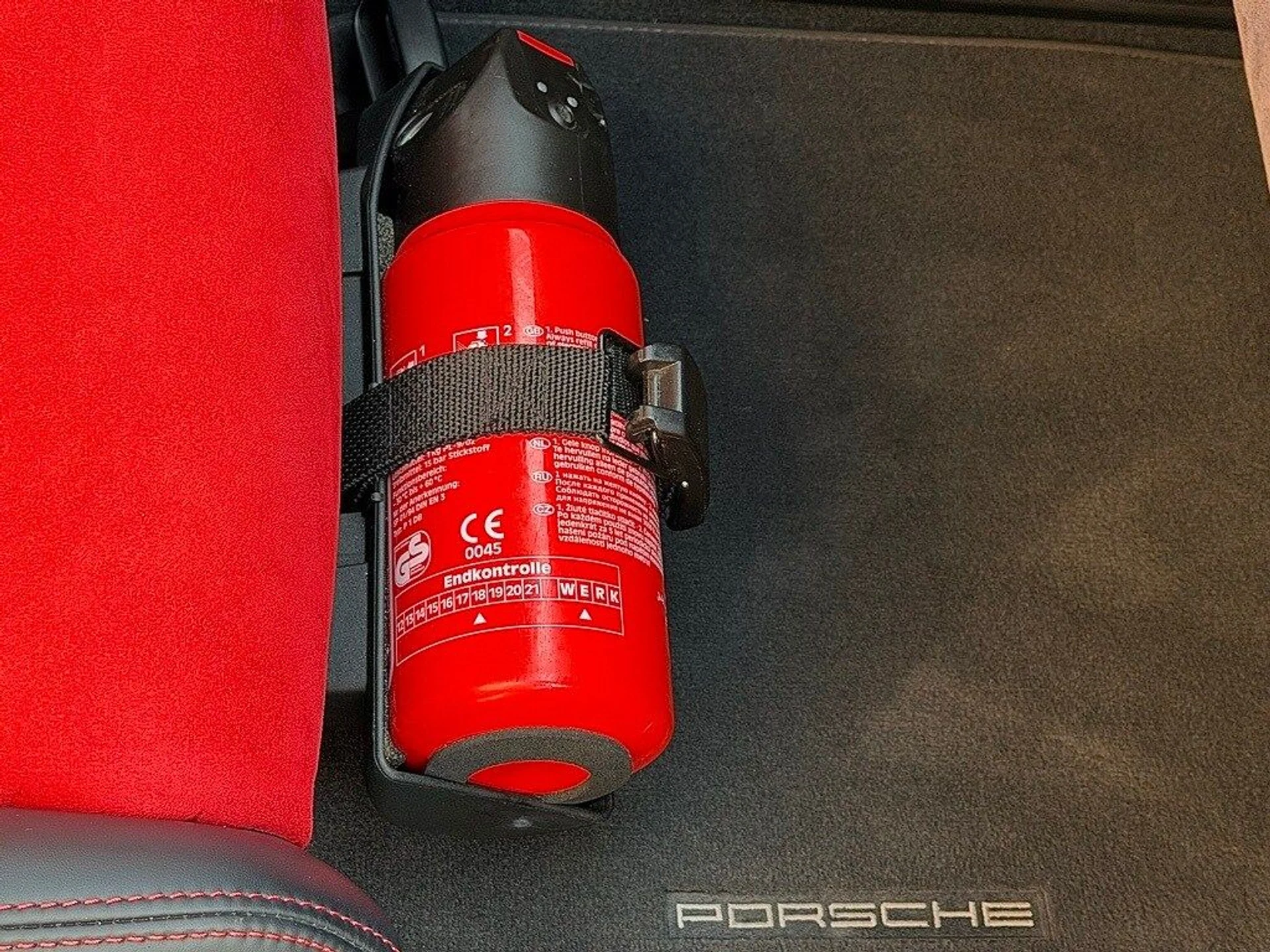 mph025_3472585420_c7e3be4b0b1d1950145e55e436a209f5x_5a396fe92b