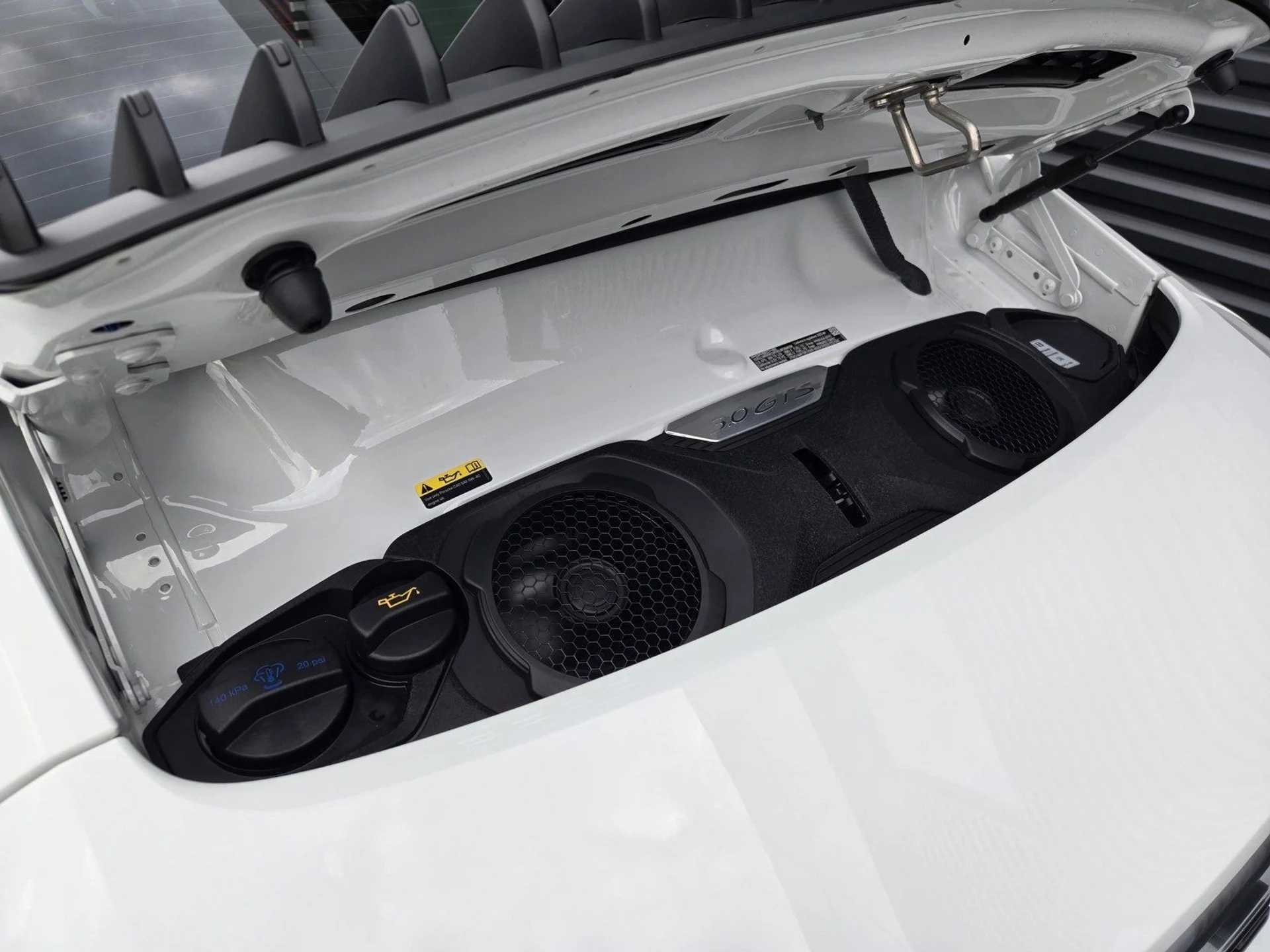 mph025_3474333741_51b76bf7dda4caa28419bb8a524ec7bbx_c9b7939ea9