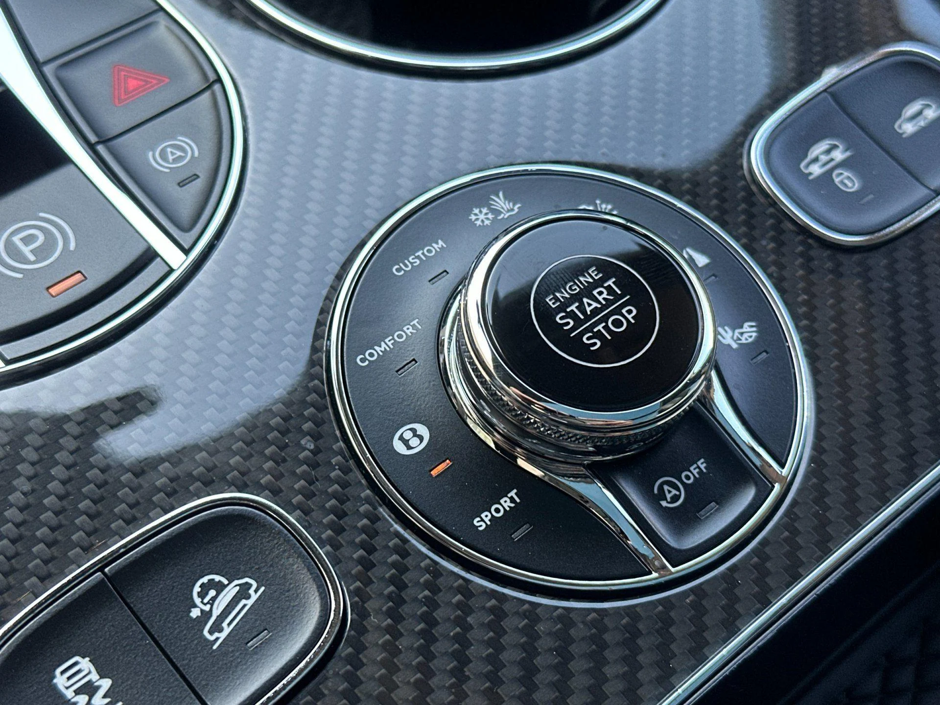 mph025_3475994020_Used_2025_Bentley_Bentayga_S_1789555728_05ccb6134b