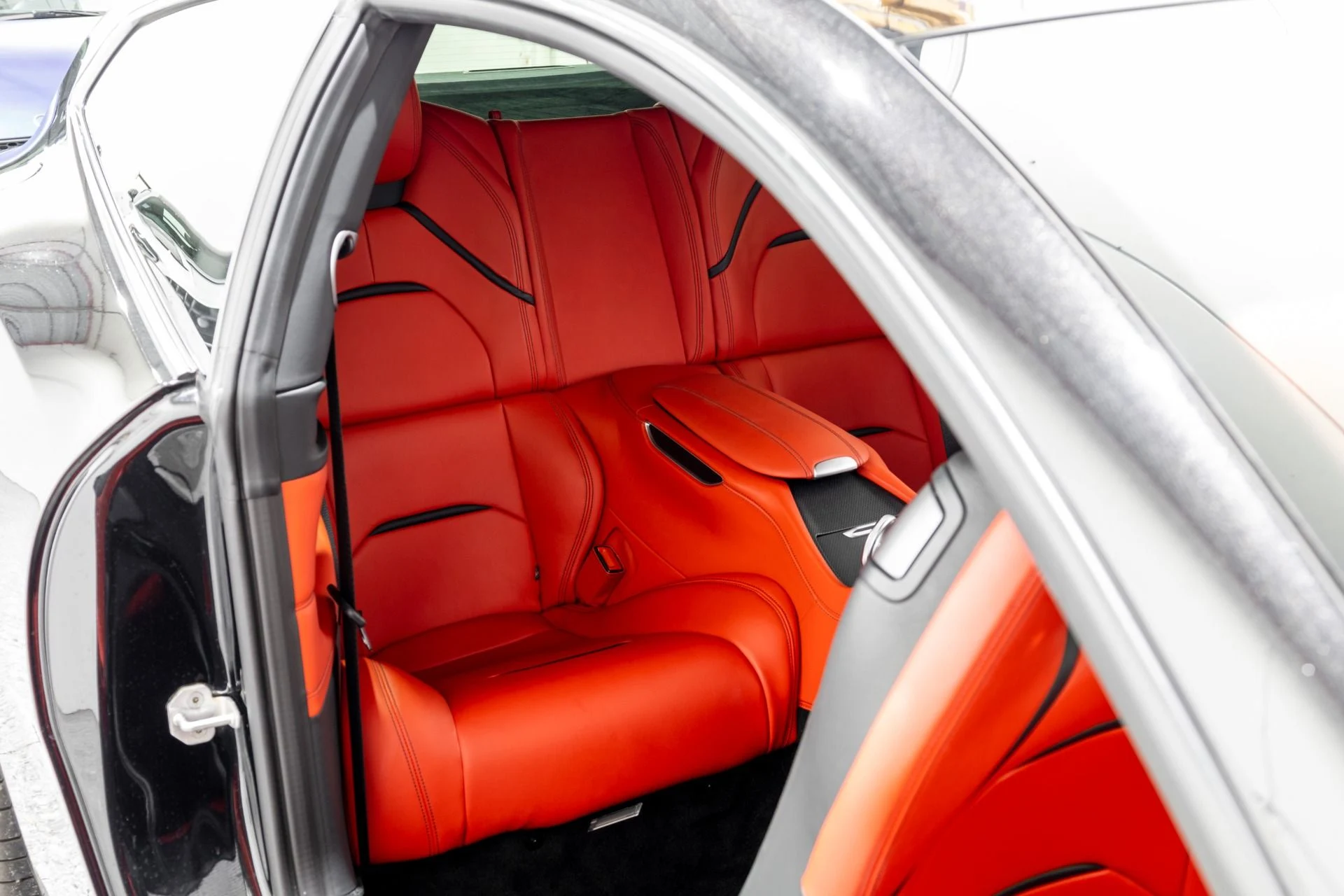 mph025_3476578395_Used_2018_Ferrari_GTC_4_Lusso_T_with_Novitec_Springs_DME_Tune_Velos_Wheels_IPE_Exhaust_Passenger_Disp_1654867168_c399f4ceac