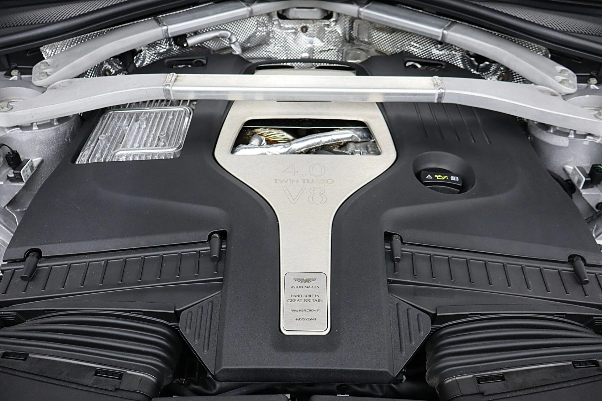 mph025_3478911388_Used_2023_Aston_Martin_DBX_707_9c37dae174