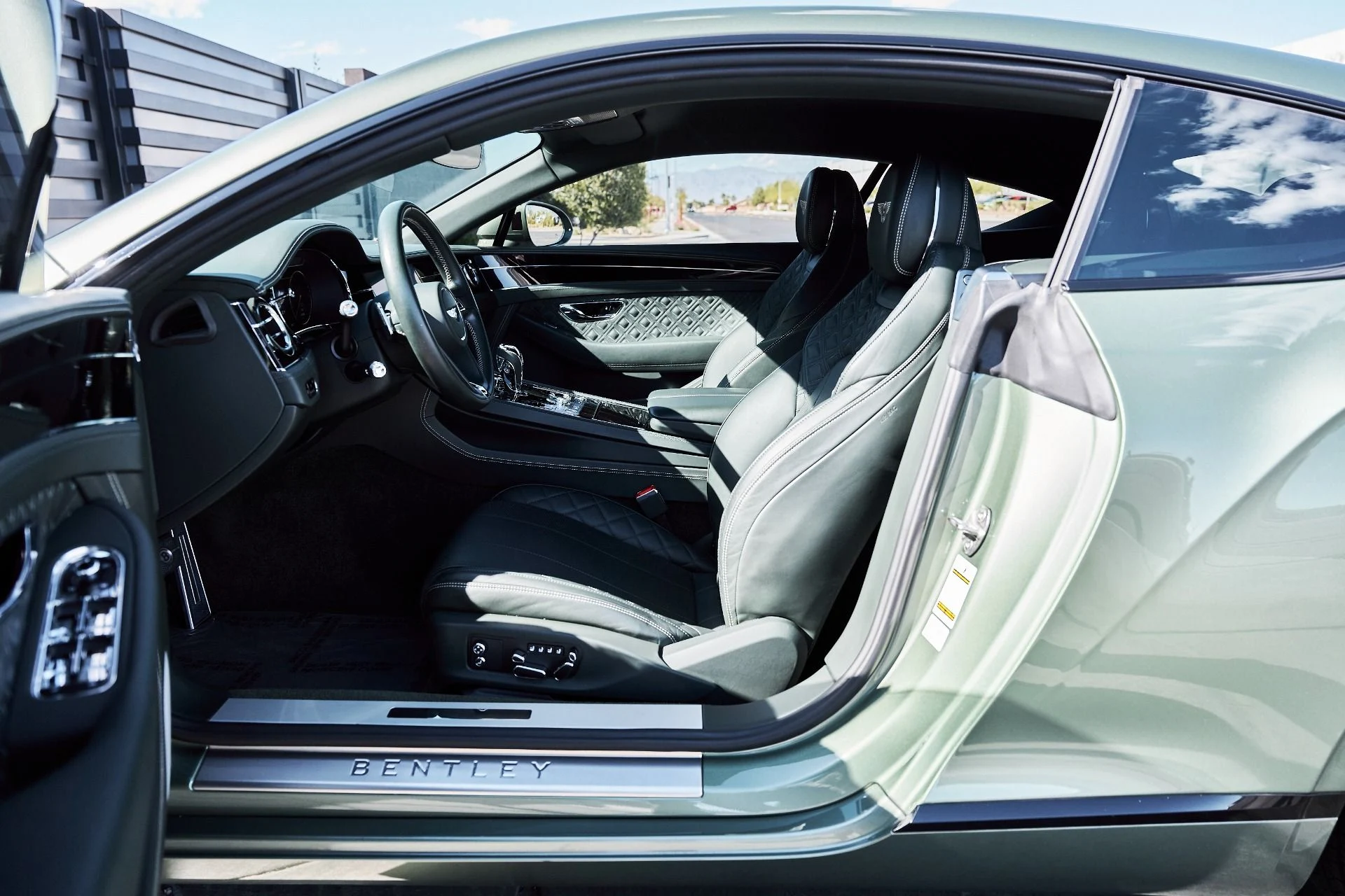 mph025_3481465317_Used_2020_Bentley_Continental_GT_V8_1776226441_3a5fb5c0f9