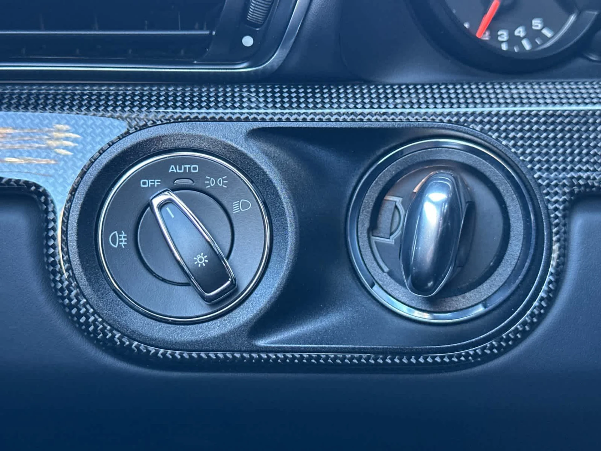 mph025_348488080_26_26f2c93966