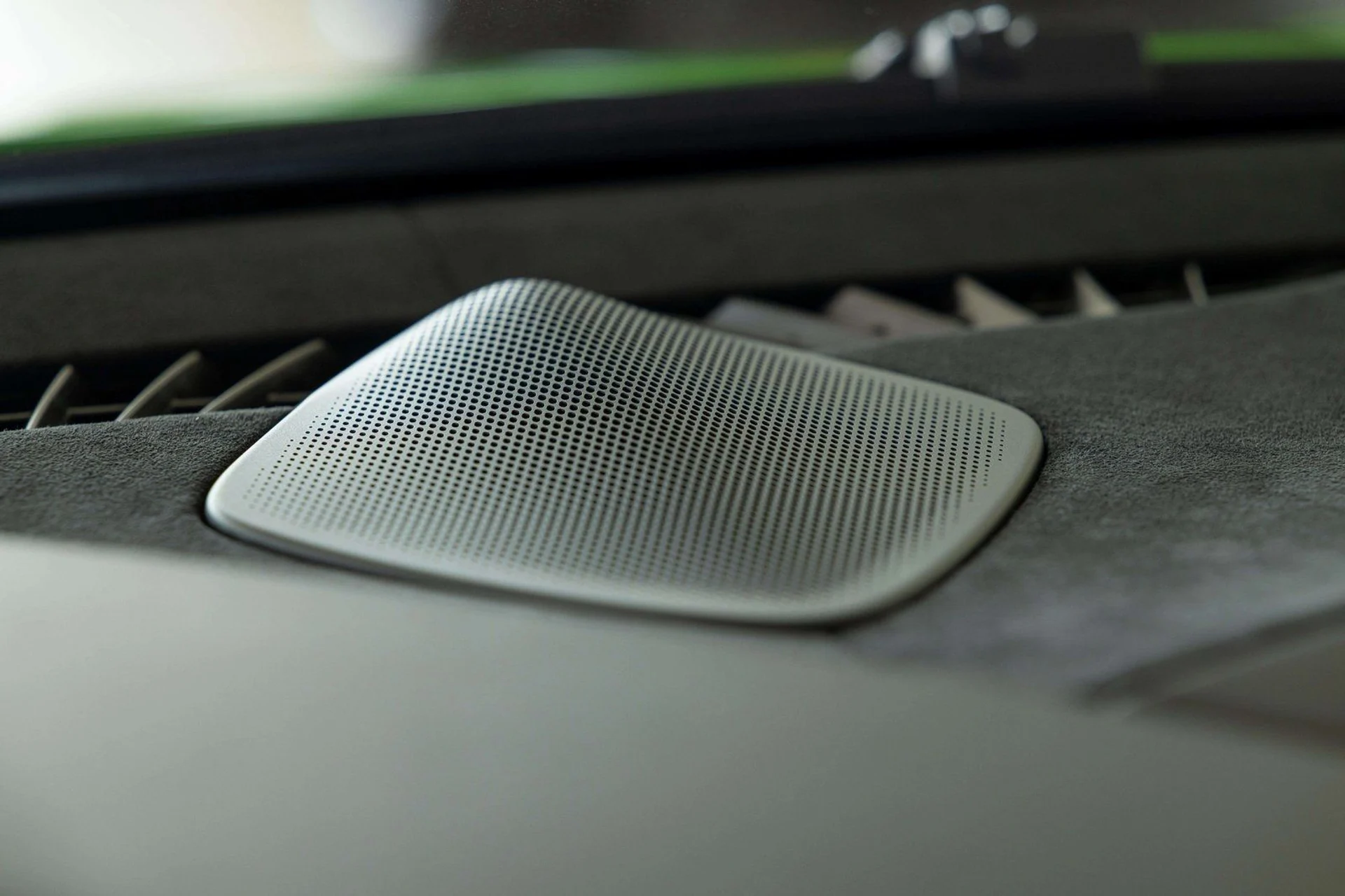 mph025_3485428346_image_26_aee591202f