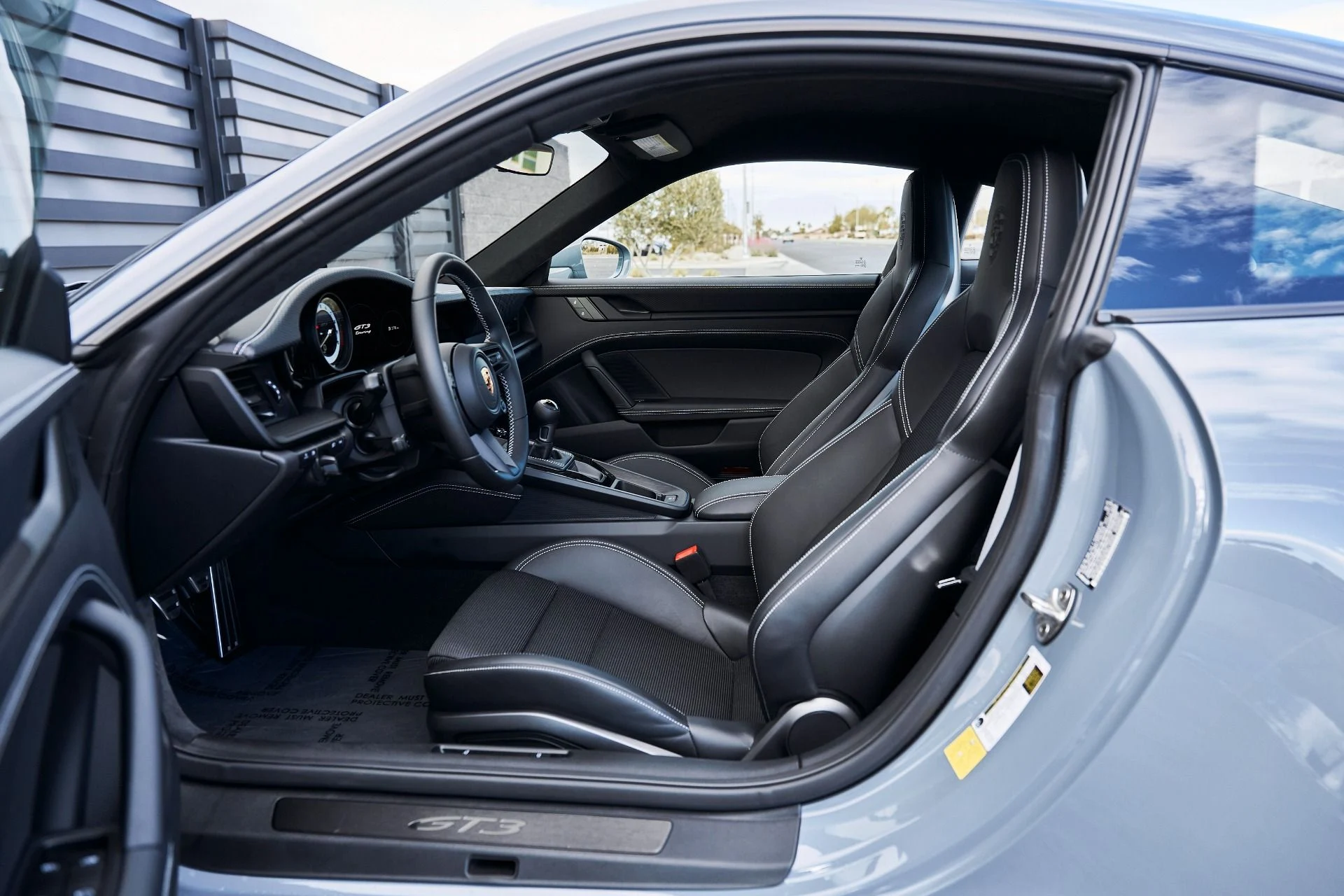 mph025_3489648676_Used_2023_Porsche_911_GT_3_1771295167_304587e98f